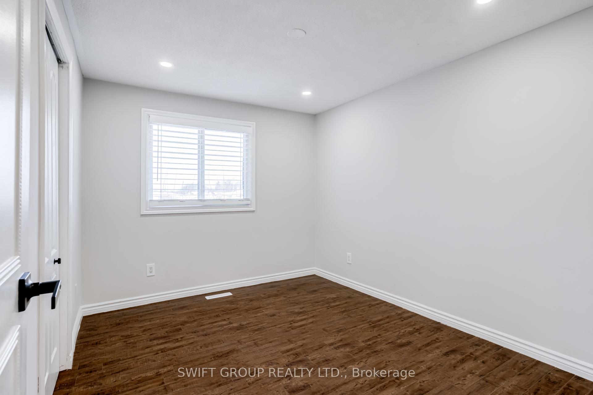 Photo 22 of 2 Buffalo Court, Hamilton, Stoney Creek Mountain — HOMEH