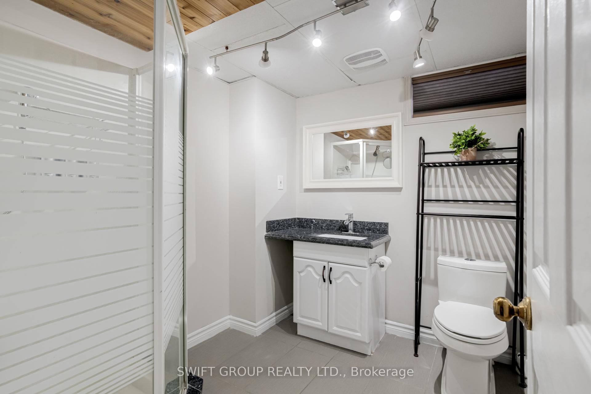 Photo 30 of 2 Buffalo Court, Hamilton, Stoney Creek Mountain — HOMEH