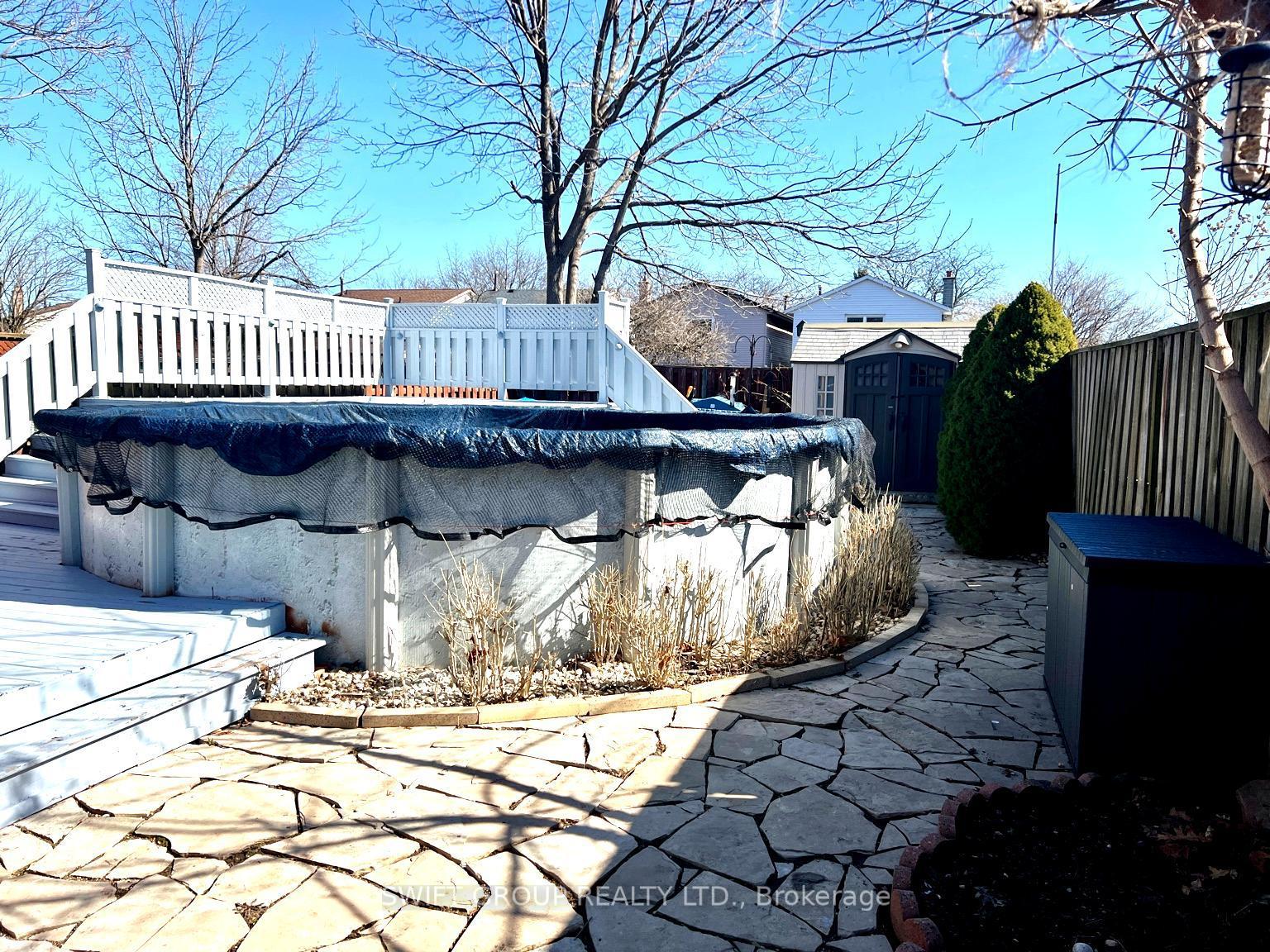 Photo 38 of 2 Buffalo Court, Hamilton, Stoney Creek Mountain — HOMEH