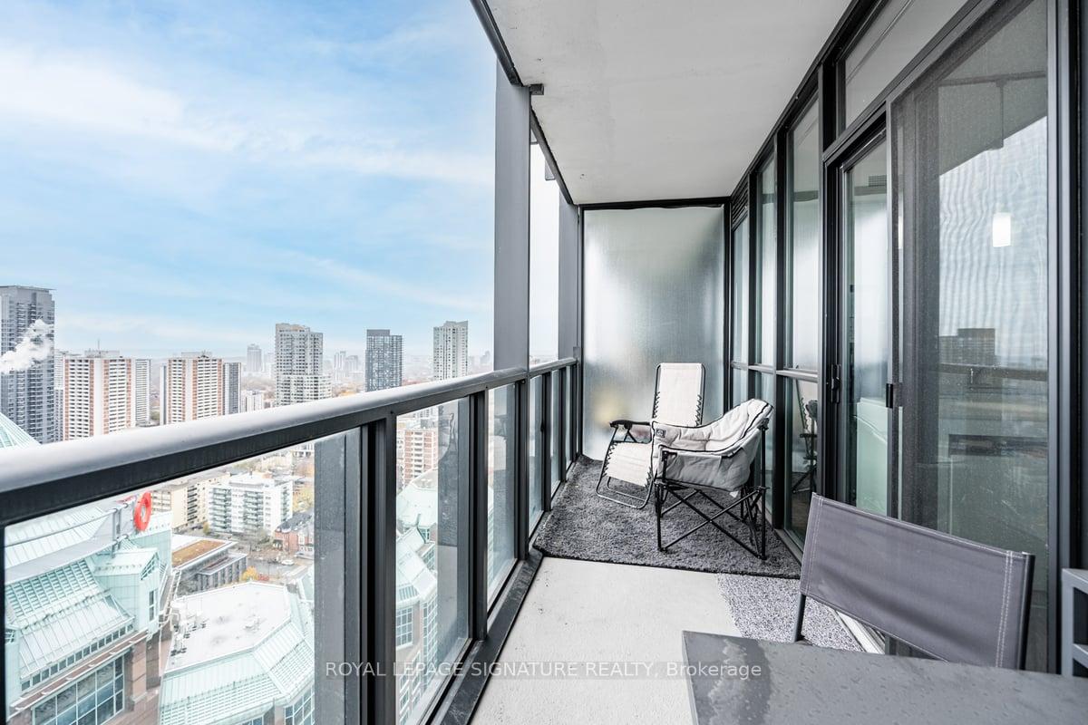 Photo 10 of Unit 3310, 110 Charles Street E, Toronto, Church-Yonge Corridor — HOMEH