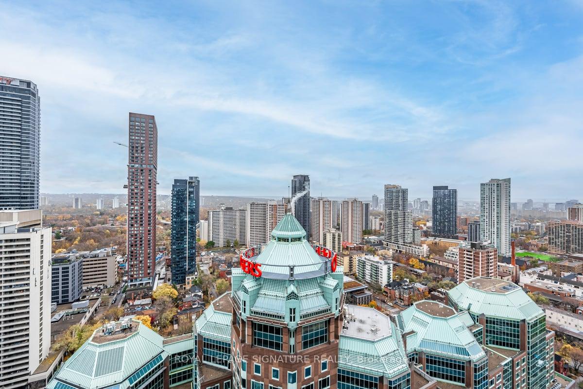 Photo 11 of Unit 3310, 110 Charles Street E, Toronto, Church-Yonge Corridor — HOMEH