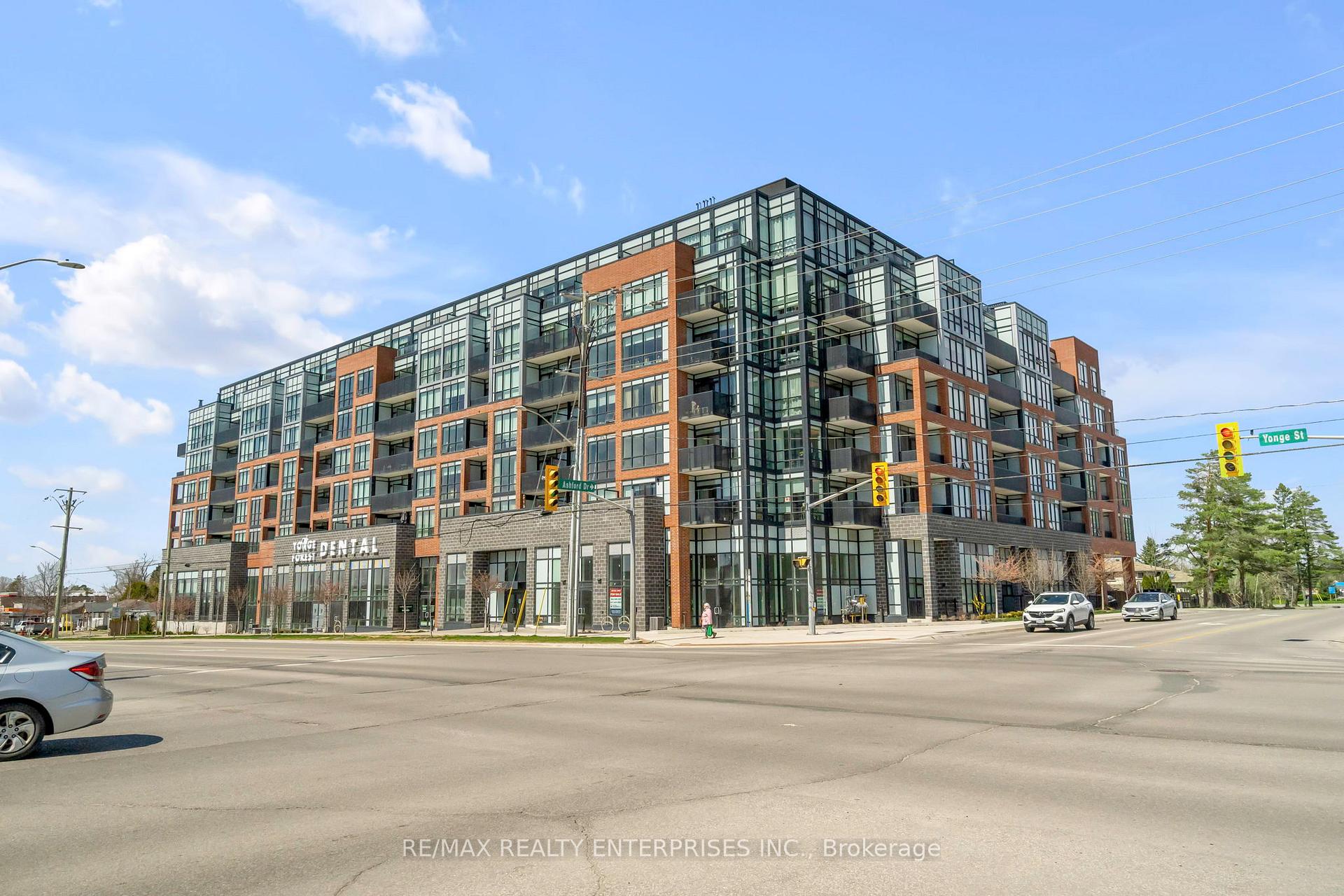 Photo 7 of Unit 320, 681 Yonge Street, Barrie, Painswick South — HOMEH