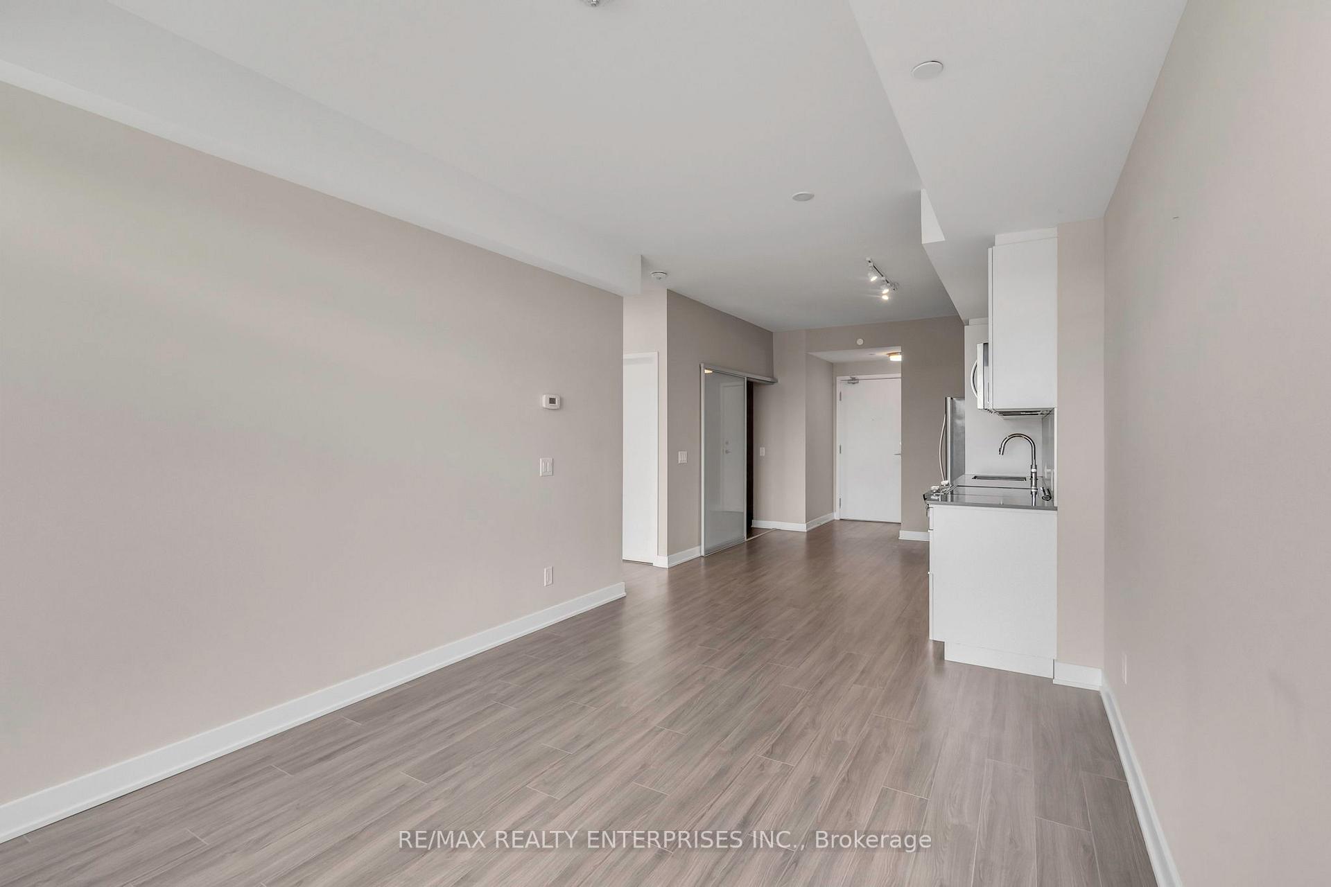 Photo 13 of Unit 320, 681 Yonge Street, Barrie, Painswick South — HOMEH