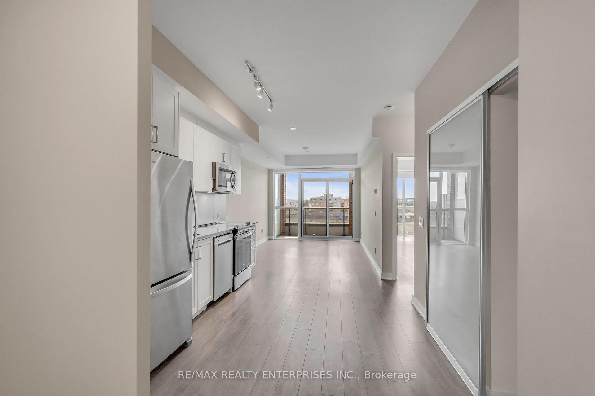 Photo 14 of Unit 320, 681 Yonge Street, Barrie, Painswick South — HOMEH