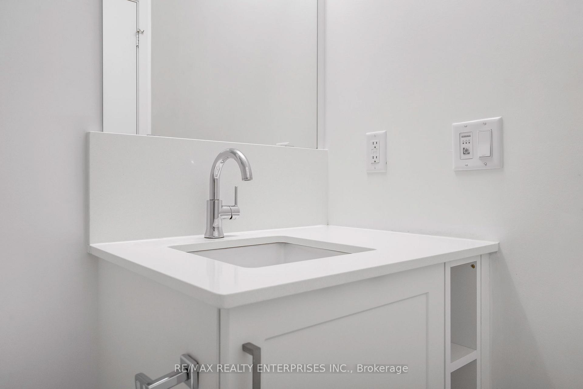 Photo 27 of Unit 320, 681 Yonge Street, Barrie, Painswick South — HOMEH