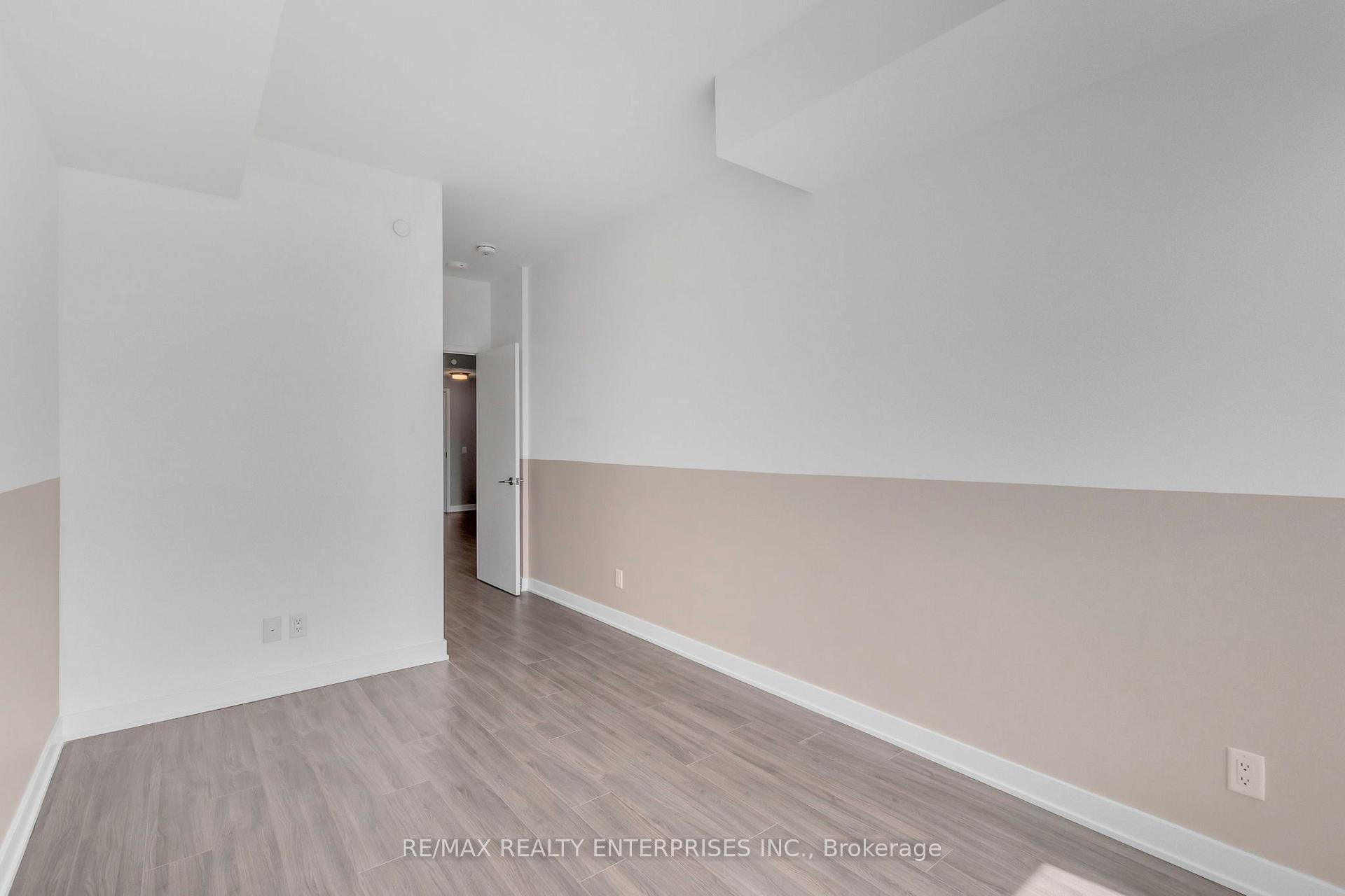 Photo 31 of Unit 320, 681 Yonge Street, Barrie, Painswick South — HOMEH