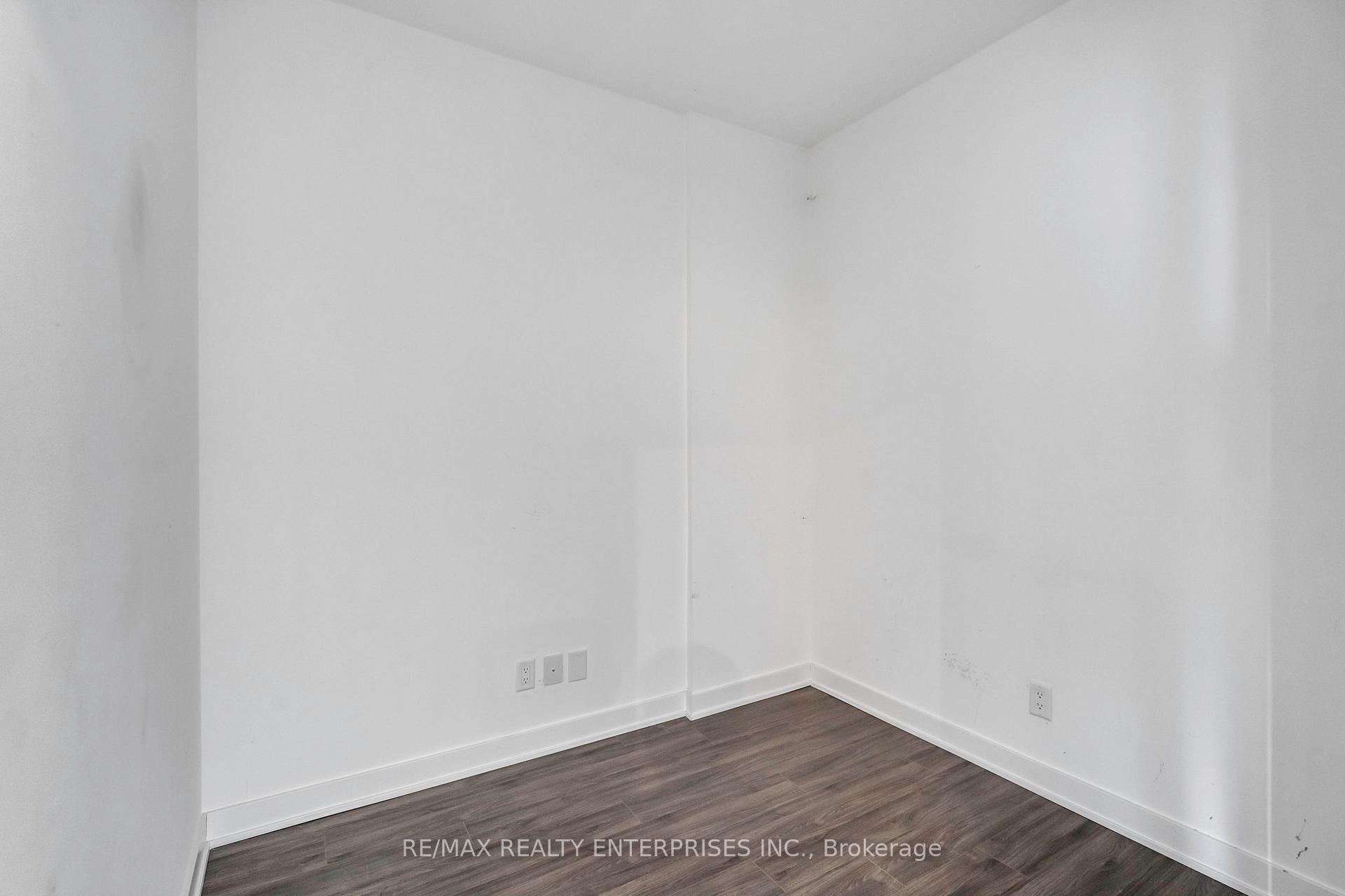 Photo 35 of Unit 320, 681 Yonge Street, Barrie, Painswick South — HOMEH