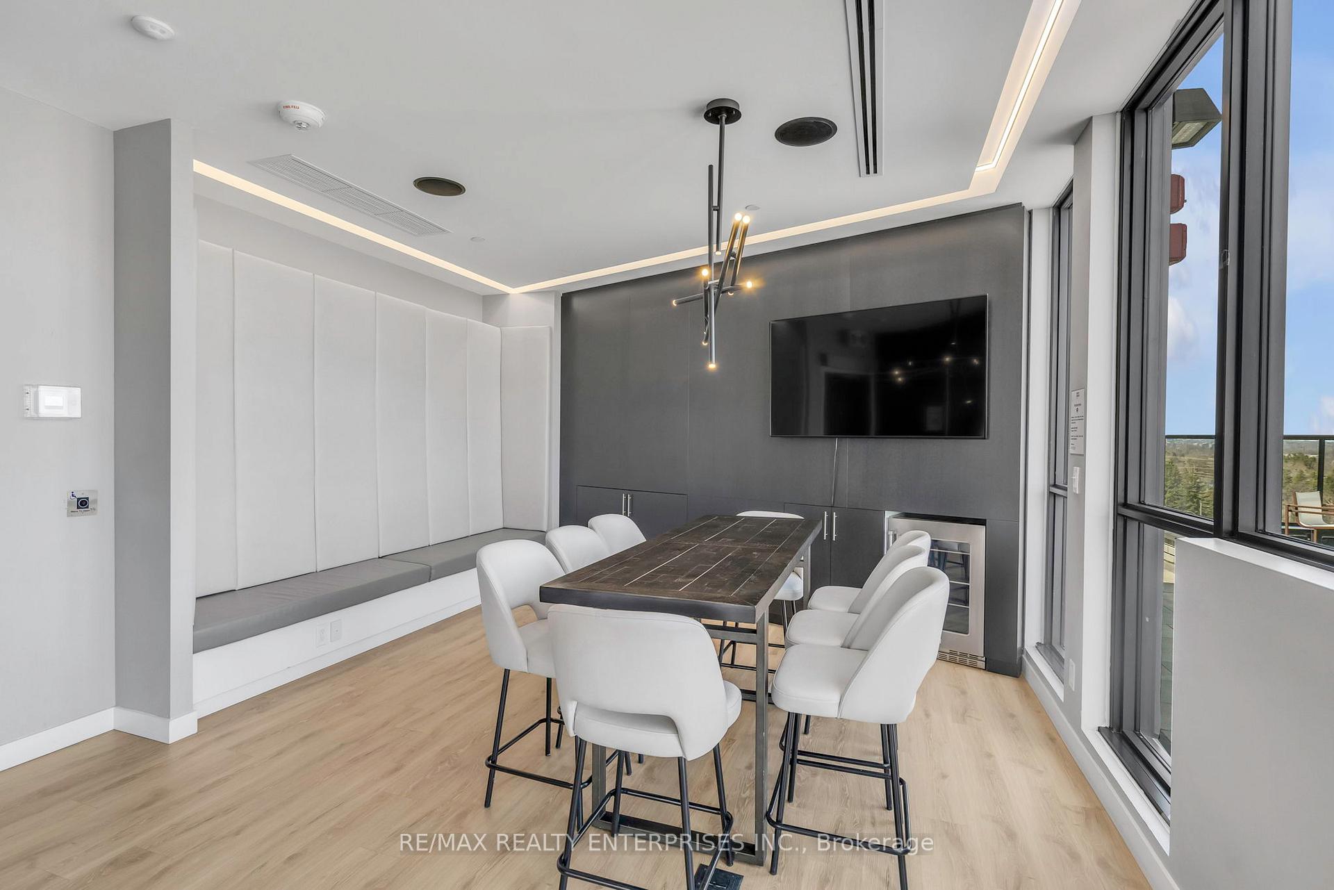 Photo 46 of Unit 320, 681 Yonge Street, Barrie, Painswick South — HOMEH