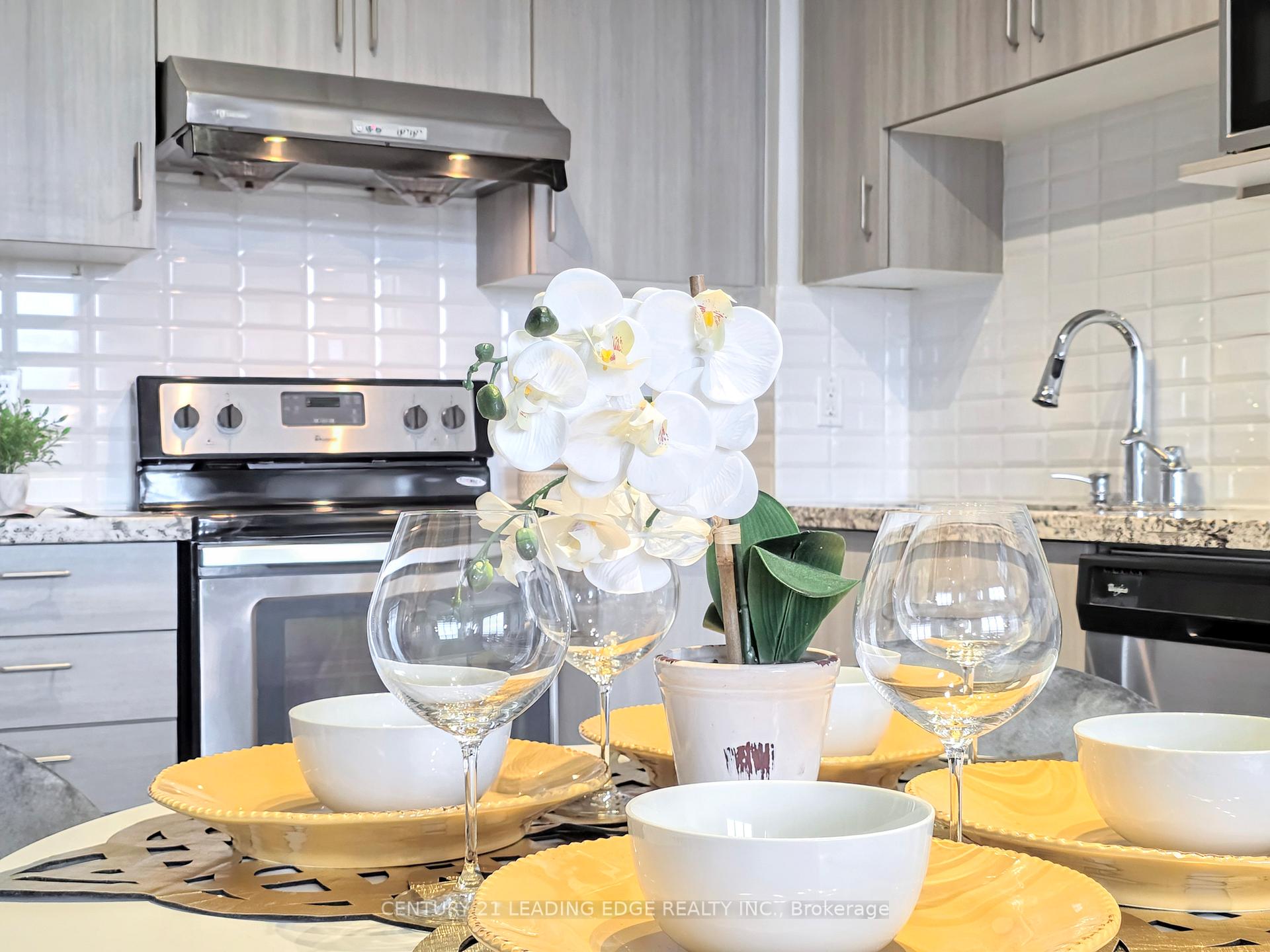 Photo 10 of Unit 510, 38 Cedarland Drive, Markham, Unionville — HOMEH