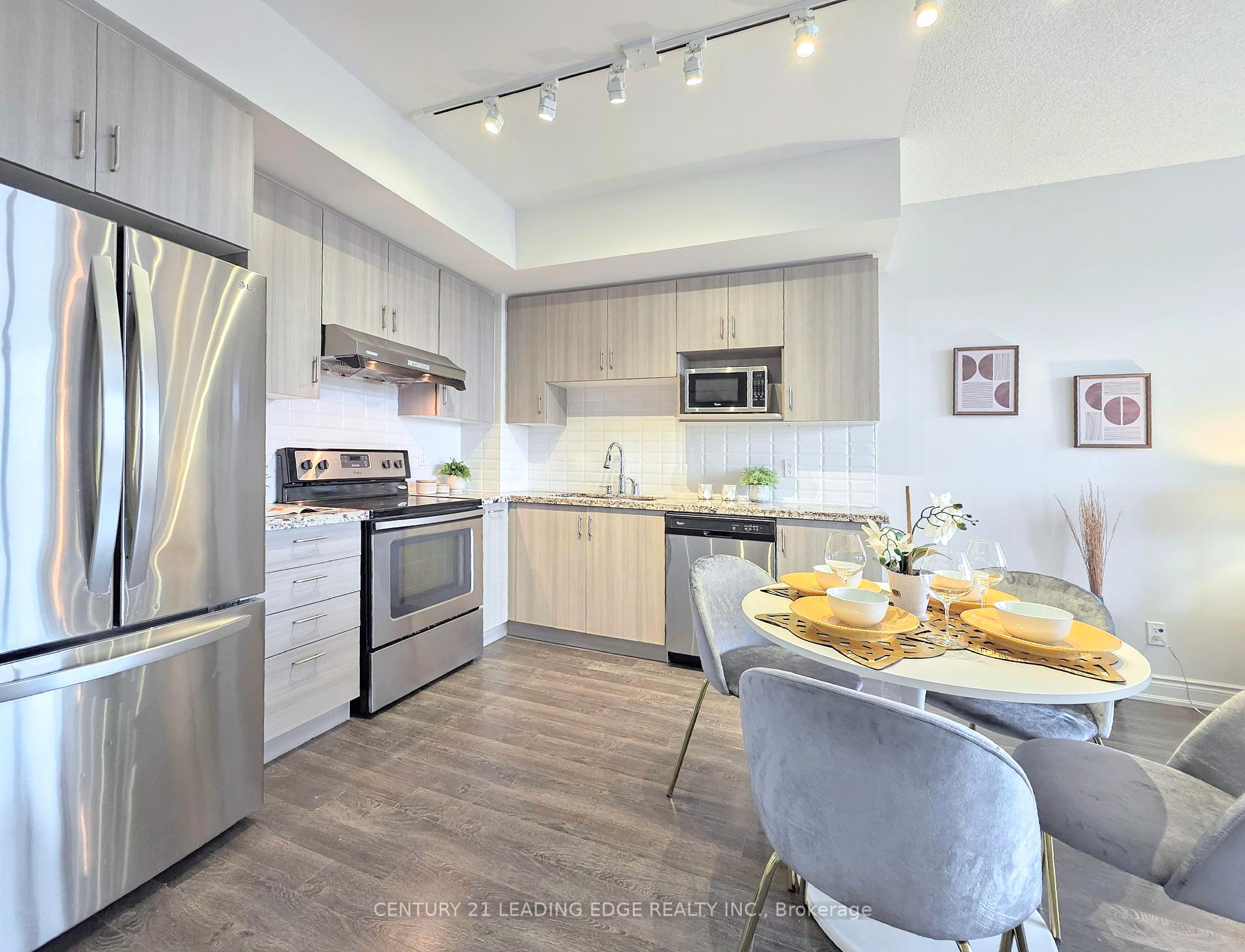 Photo 11 of Unit 510, 38 Cedarland Drive, Markham, Unionville — HOMEH