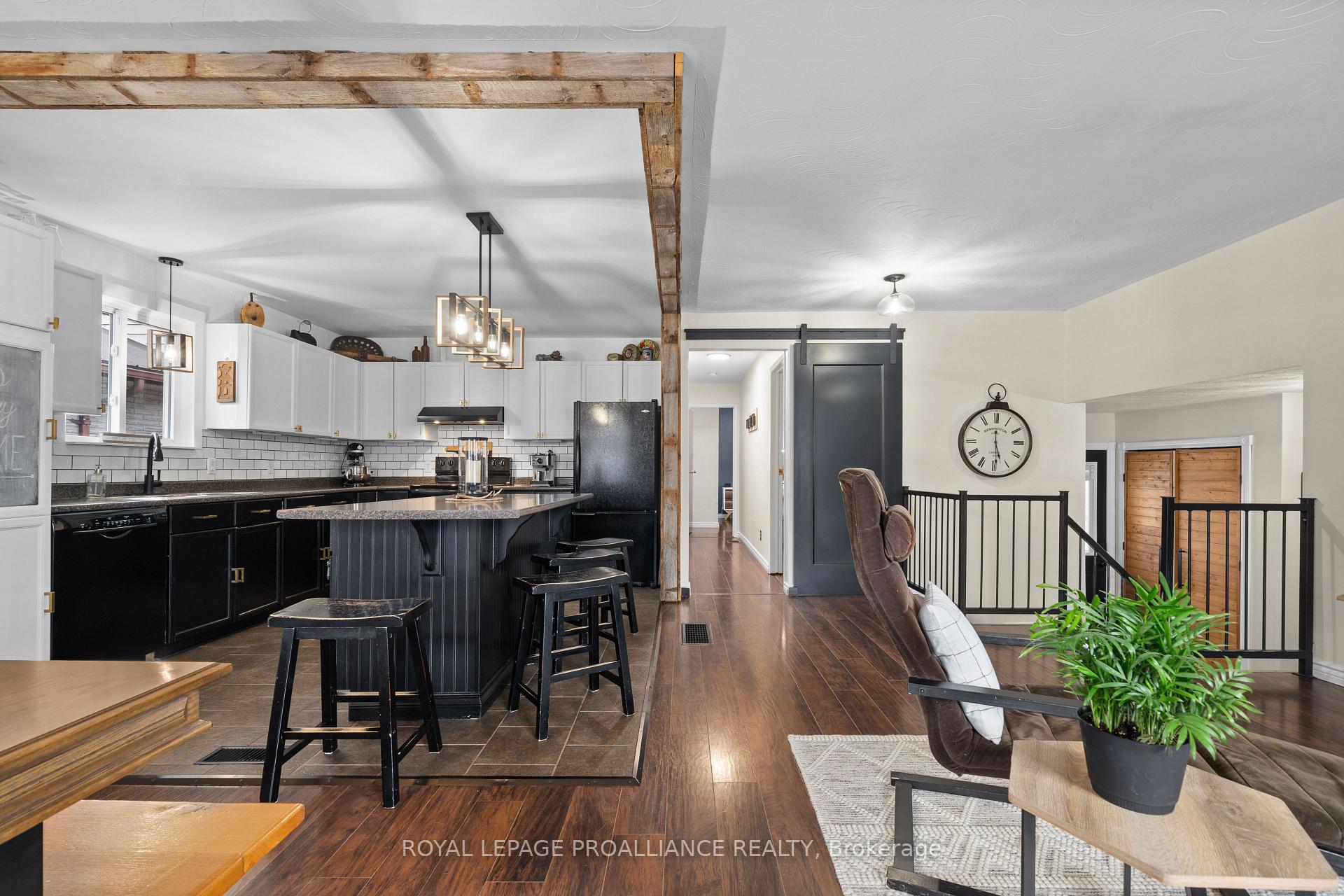 Photo 18 of 4 Gordon Avenue, Stirling-Rawdon, Stirling Ward — HOMEH