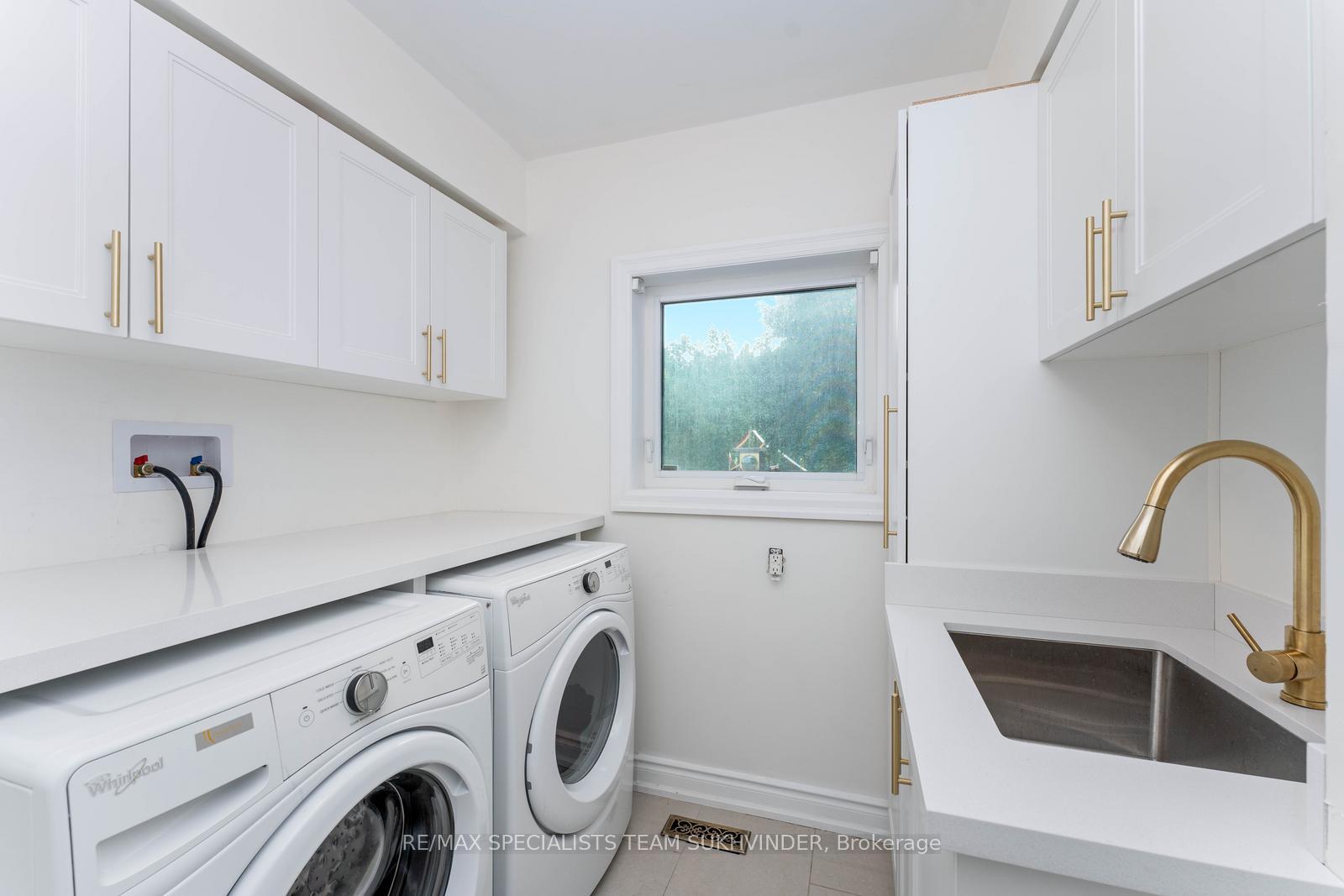 Photo 14 of 4 Dalla Riva Court, Brampton, Toronto Gore Rural Estate — HOMEH
