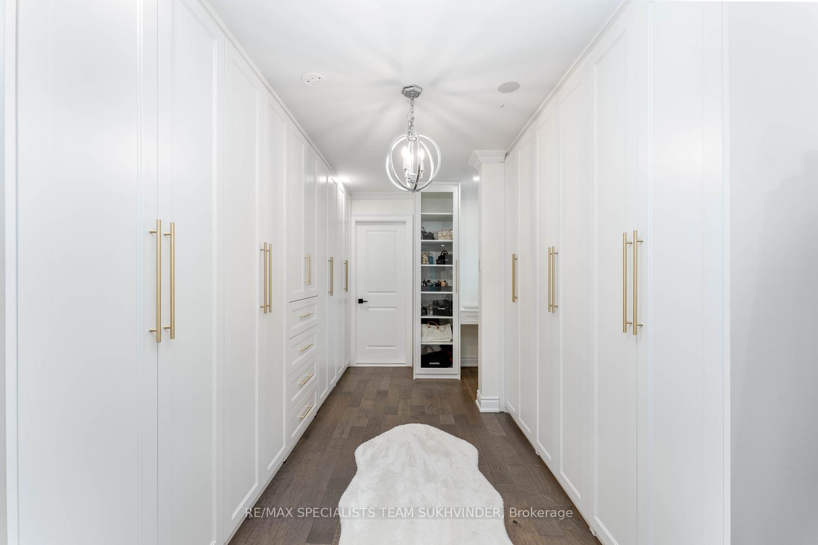 Photo 18 of 4 Dalla Riva Court, Brampton, Toronto Gore Rural Estate — HOMEH