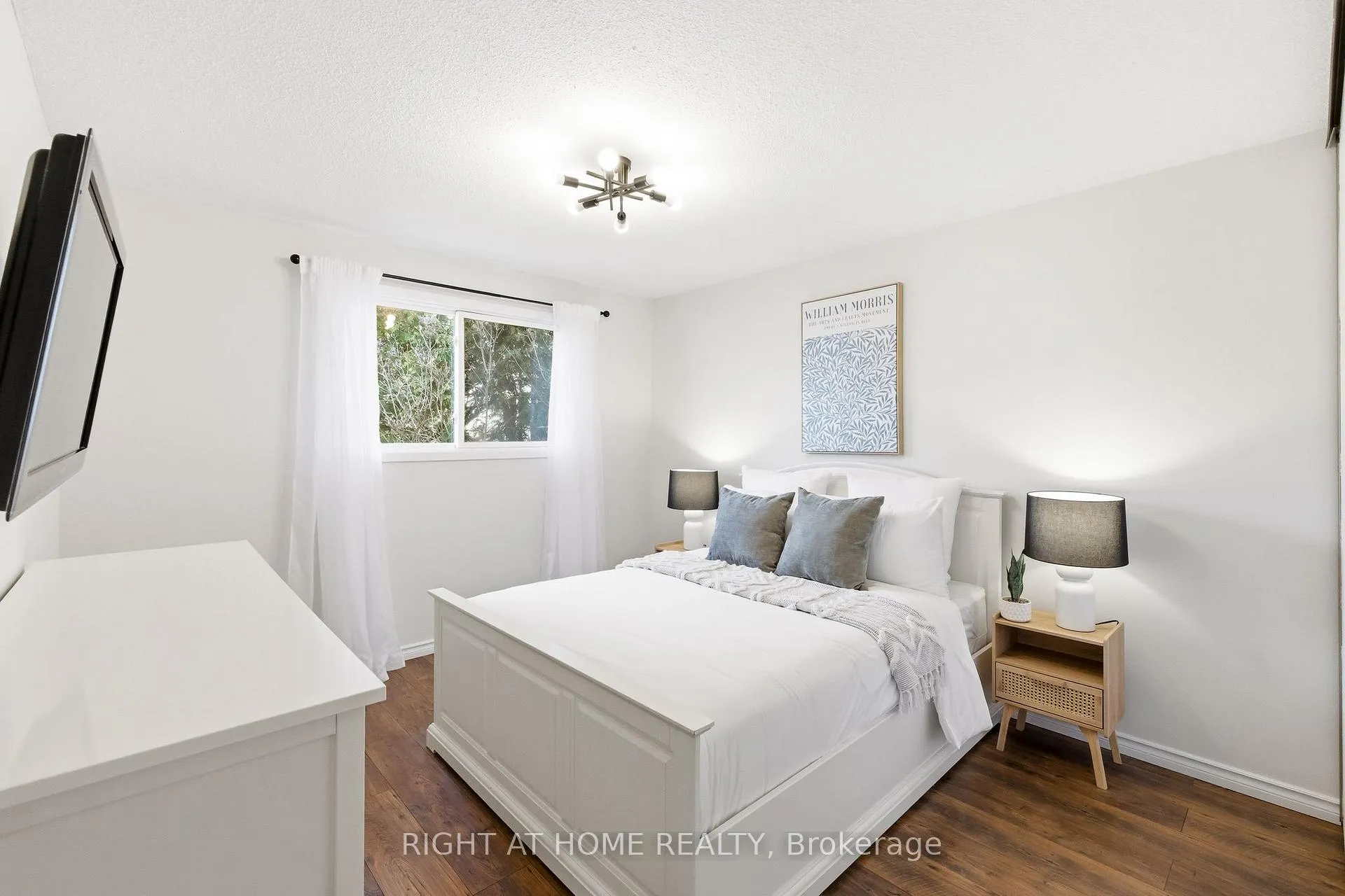 Photo 15 of 345 Highgate Avenue, Oshawa, Centennial — HOMEH