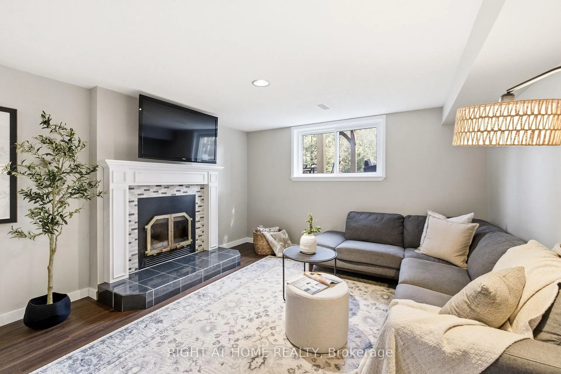 Photo 21 of 345 Highgate Avenue, Oshawa, Centennial — HOMEH