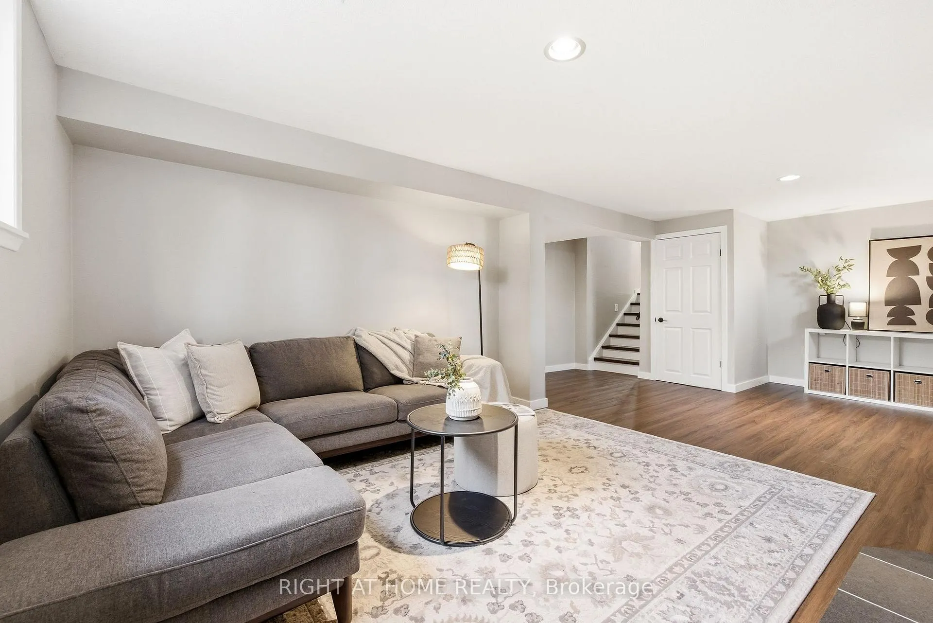 Photo 23 of 345 Highgate Avenue, Oshawa, Centennial — HOMEH