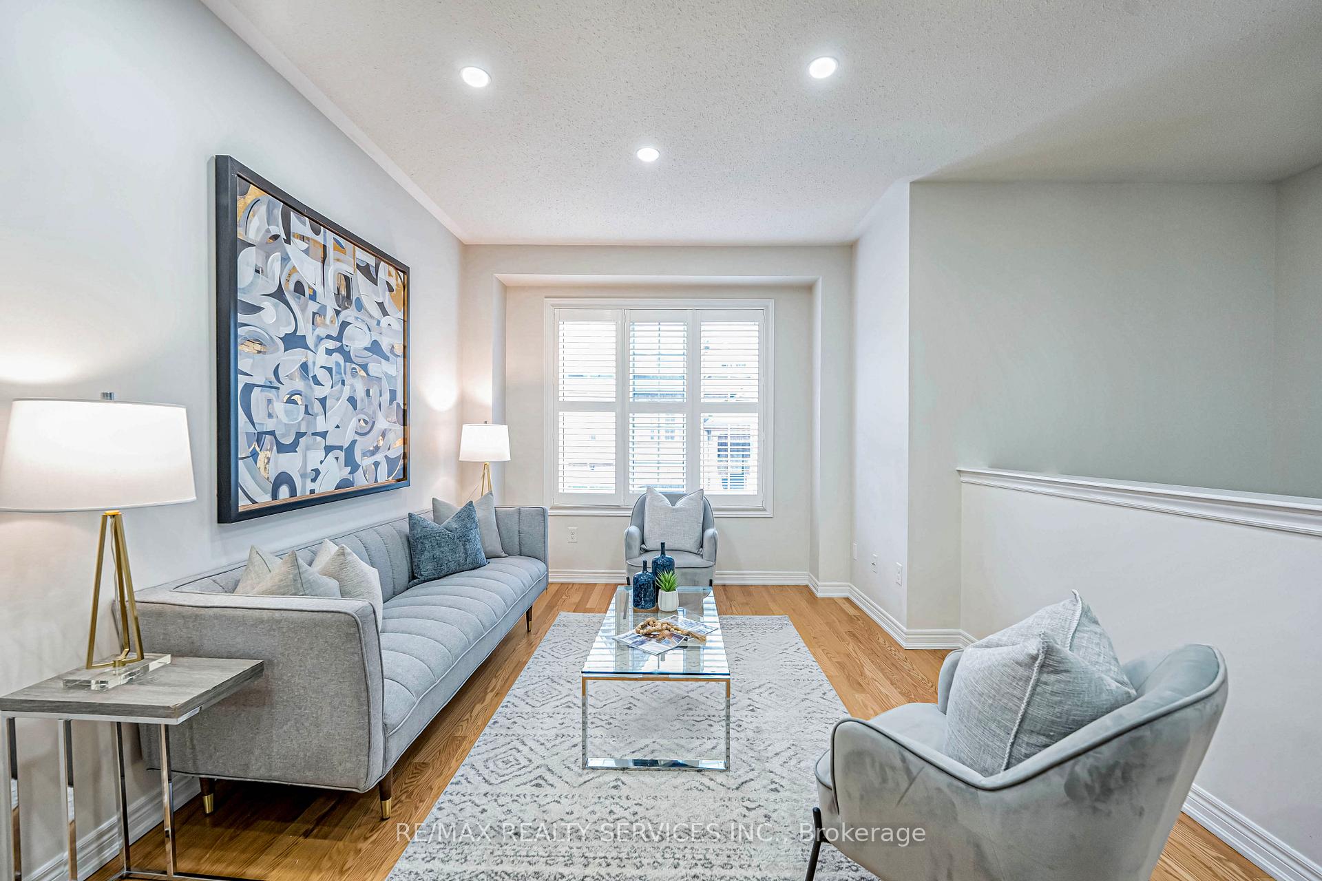 Photo 5 of 27 Sea Drifter Crescent, Brampton, Bram East — HOMEH