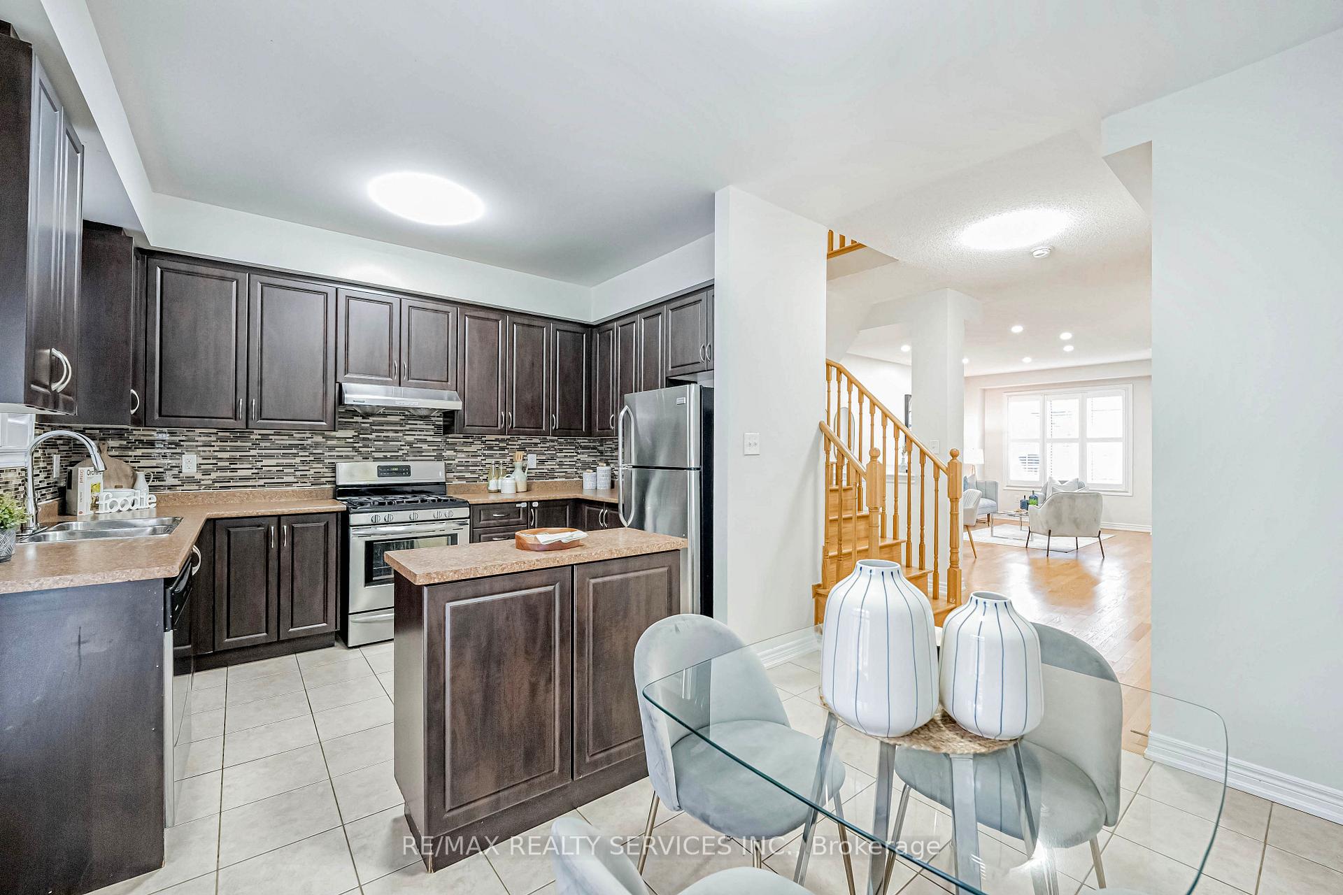 Photo 13 of 27 Sea Drifter Crescent, Brampton, Bram East — HOMEH