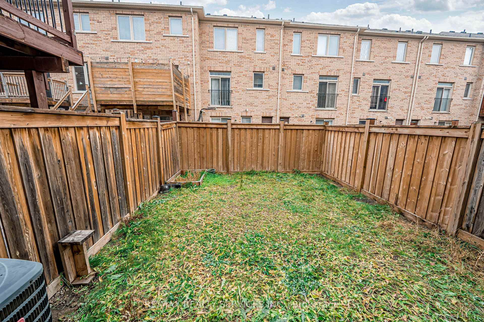 Photo 35 of 27 Sea Drifter Crescent, Brampton, Bram East — HOMEH