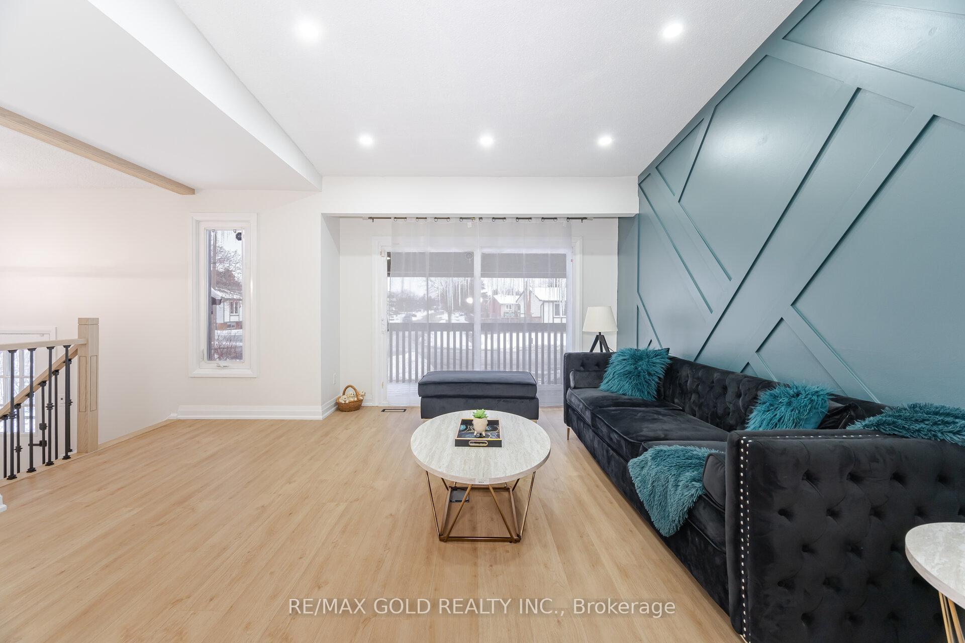 Photo 3 of 249 Hansen Road N, Brampton, Madoc — HOMEH