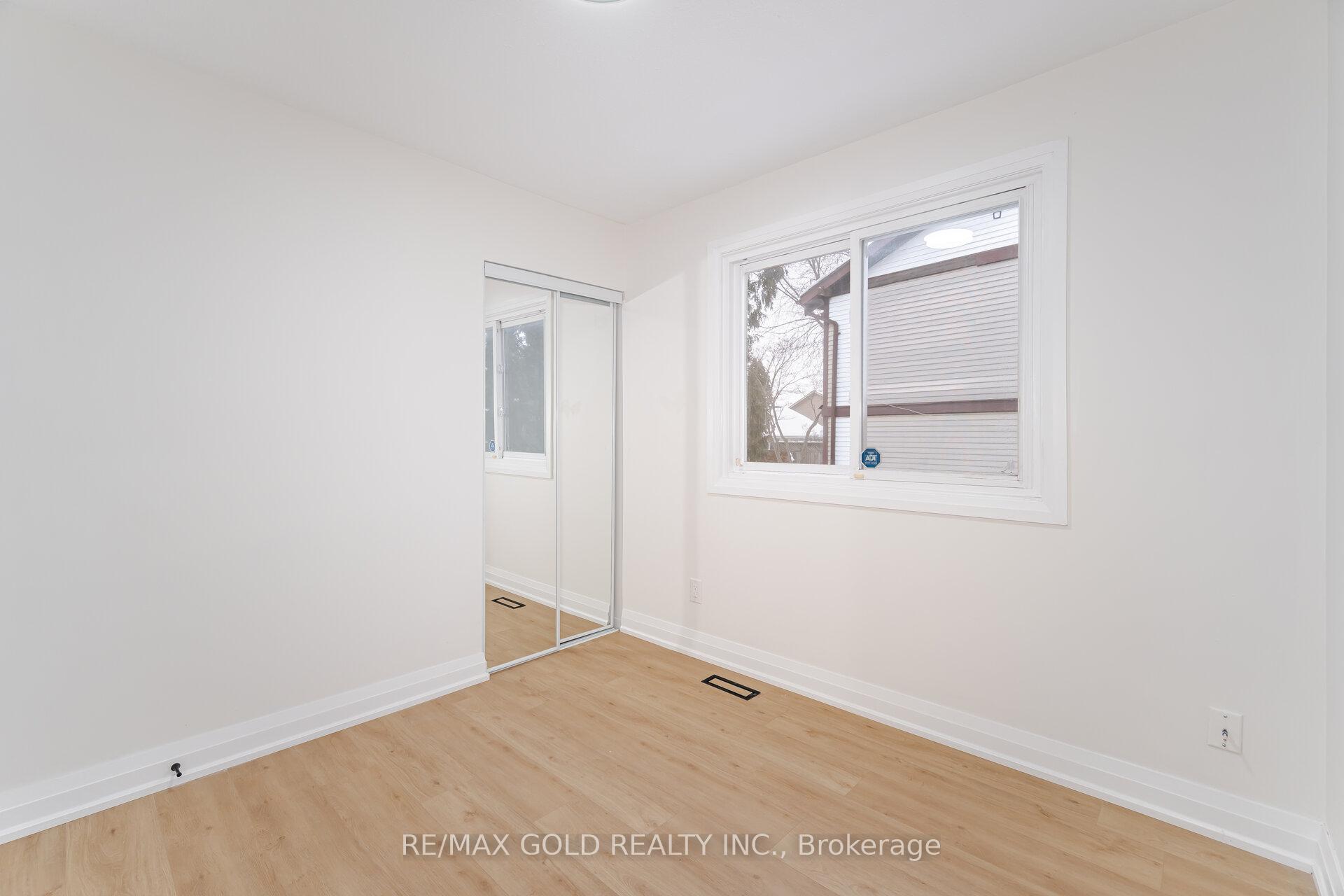 Photo 21 of 249 Hansen Road N, Brampton, Madoc — HOMEH