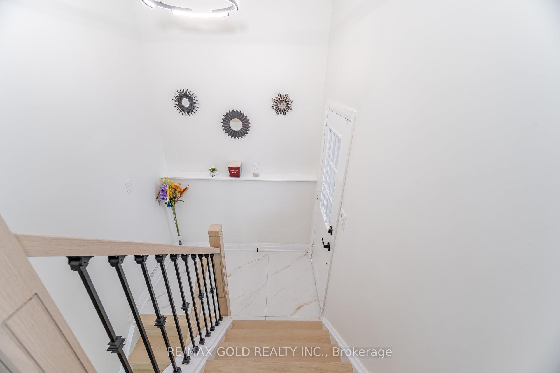 Photo 24 of 249 Hansen Road N, Brampton, Madoc — HOMEH