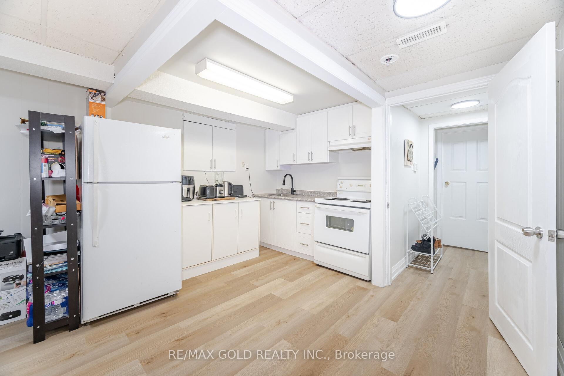 Photo 27 of 249 Hansen Road N, Brampton, Madoc — HOMEH