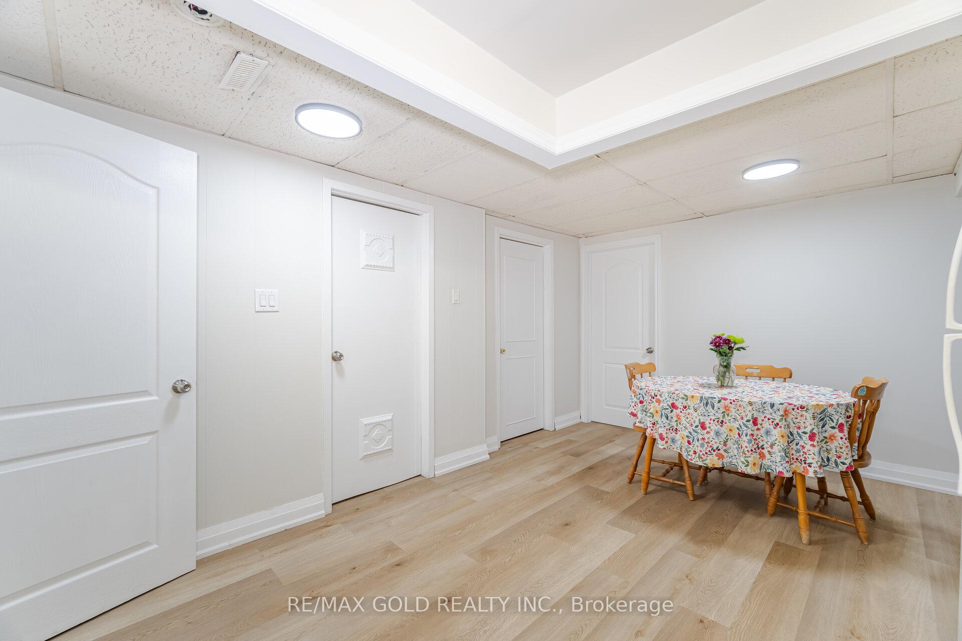 Photo 30 of 249 Hansen Road N, Brampton, Madoc — HOMEH