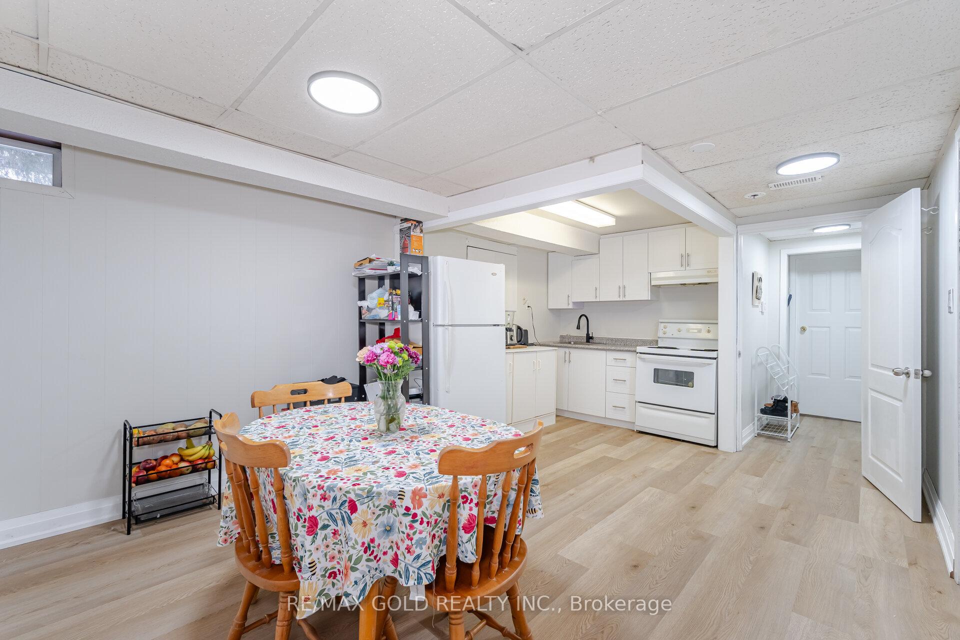Photo 31 of 249 Hansen Road N, Brampton, Madoc — HOMEH