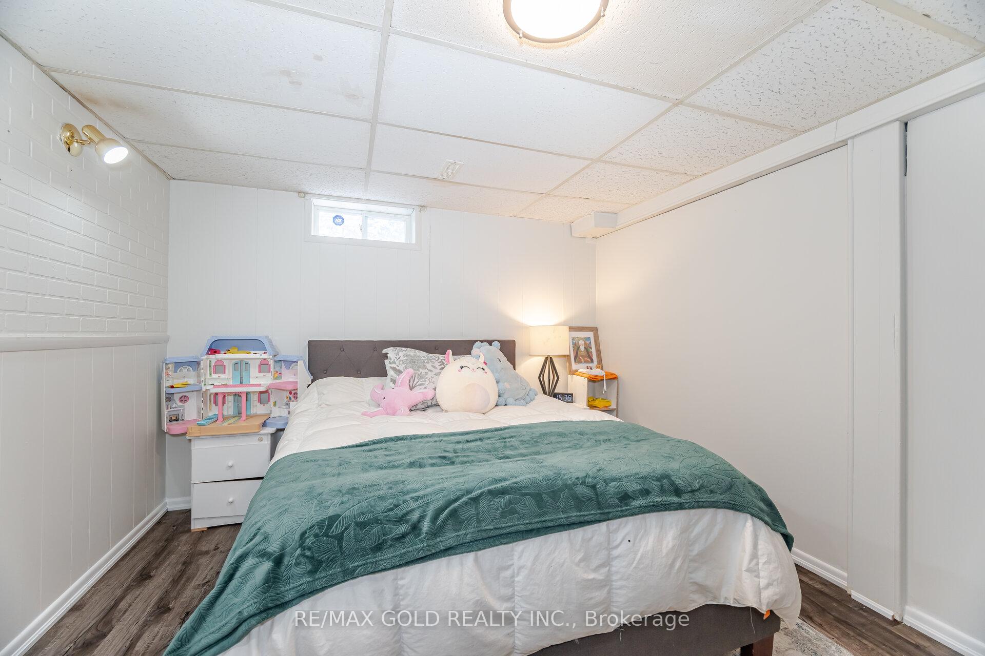 Photo 36 of 249 Hansen Road N, Brampton, Madoc — HOMEH