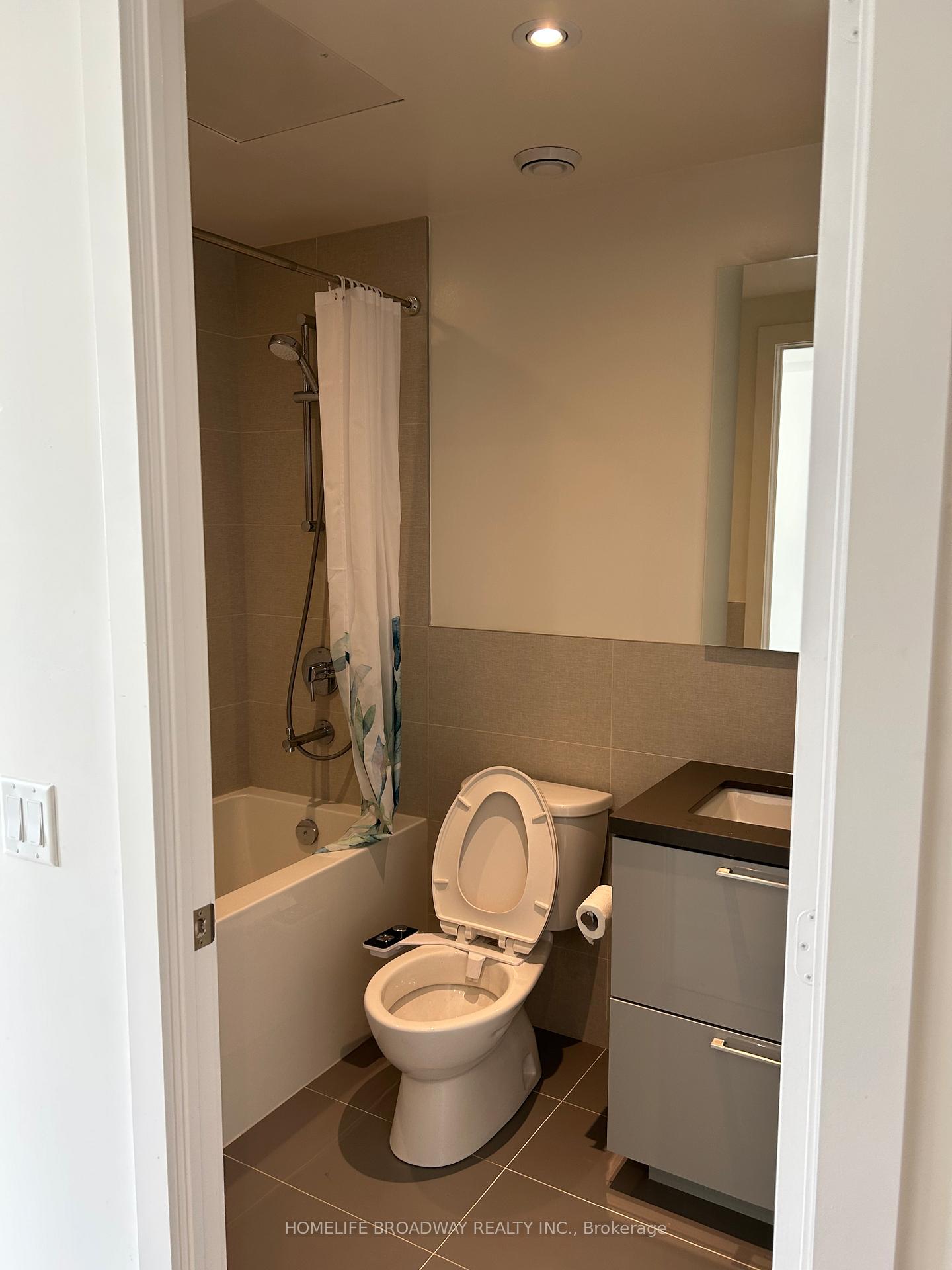 Photo 14 of Unit 901, 1 Grandview Avenue, Markham, Grandview — HOMEH