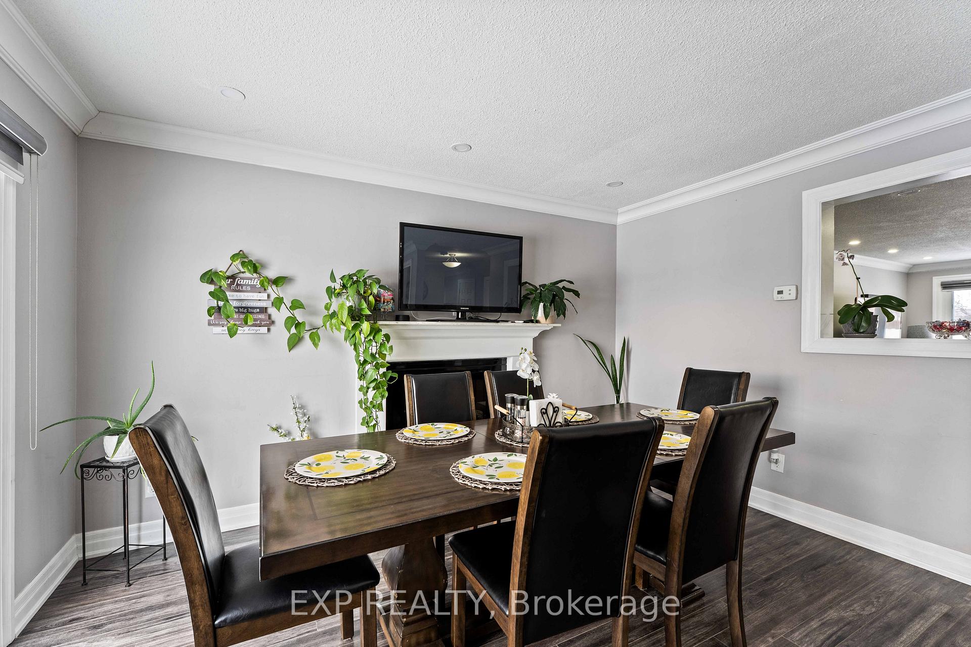 Photo 16 of 245 Centre Street N, Brampton, Brampton North — HOMEH