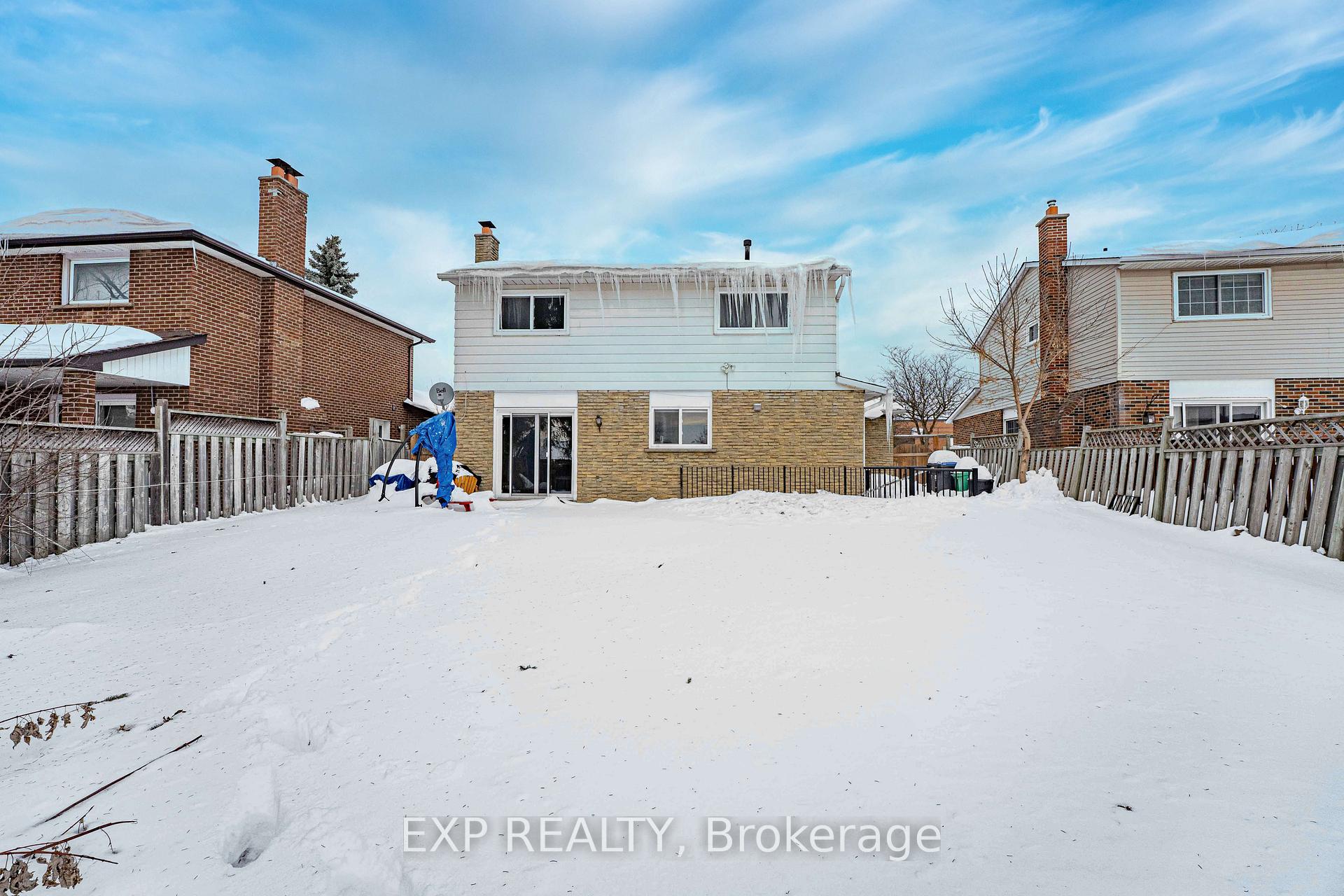 Photo 39 of 245 Centre Street N, Brampton, Brampton North — HOMEH
