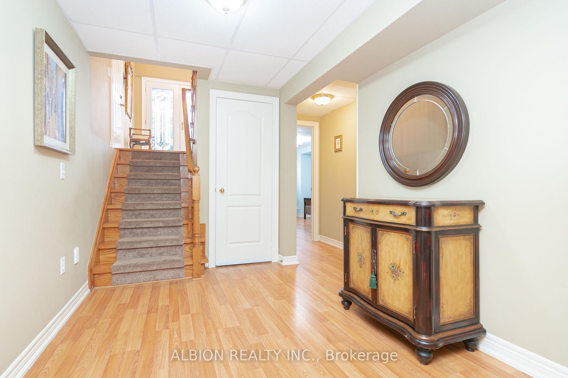 Photo 23 of 30 Rushbrook Drive, Brampton, Vales of Castlemore — HOMEH