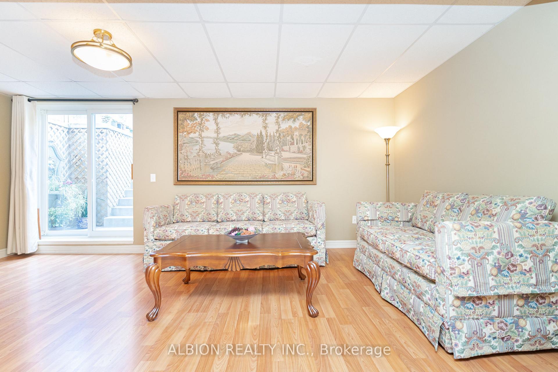 Photo 24 of 30 Rushbrook Drive, Brampton, Vales of Castlemore — HOMEH