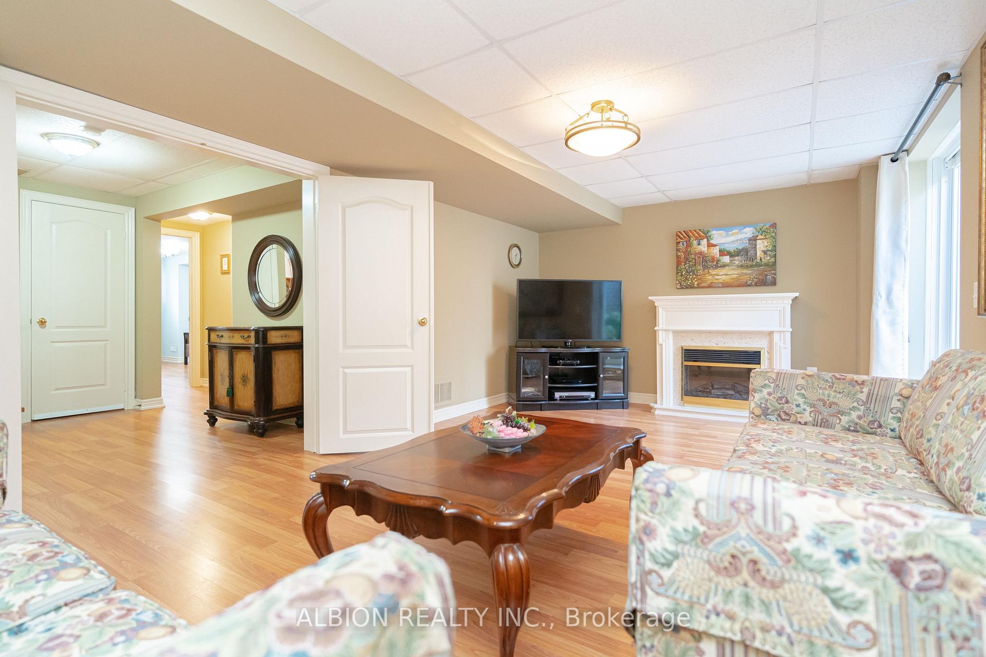 Photo 26 of 30 Rushbrook Drive, Brampton, Vales of Castlemore — HOMEH