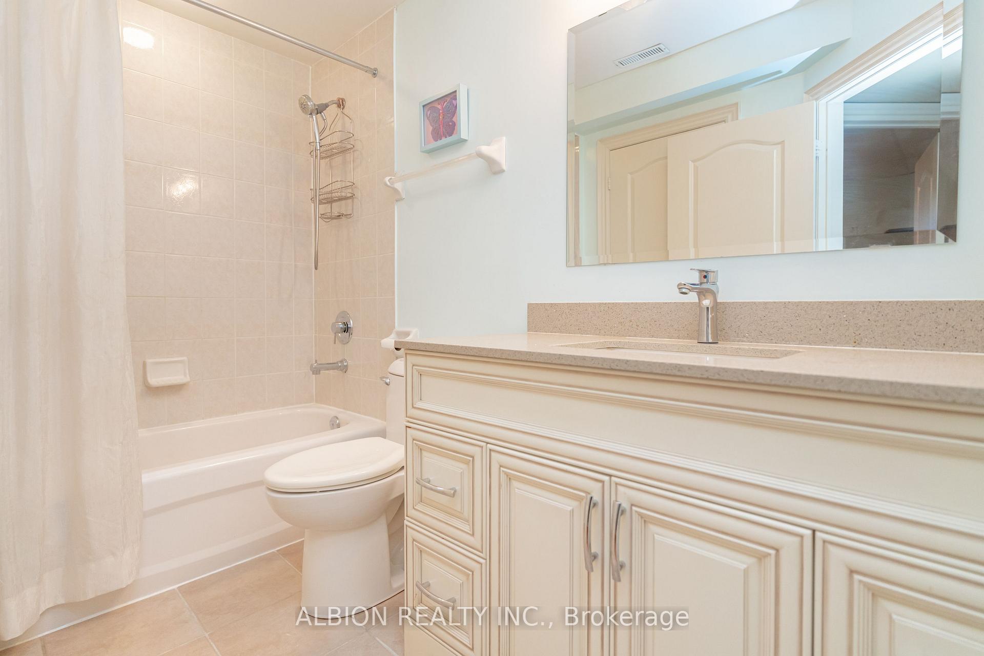 Photo 31 of 30 Rushbrook Drive, Brampton, Vales of Castlemore — HOMEH