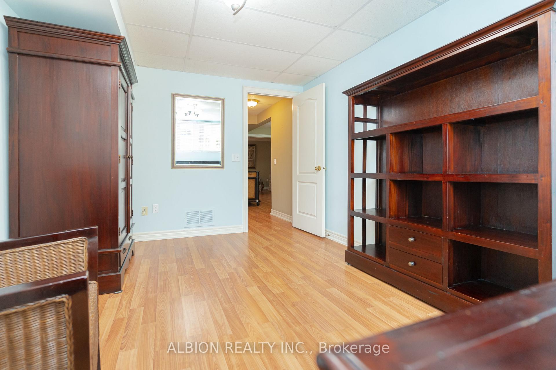 Photo 33 of 30 Rushbrook Drive, Brampton, Vales of Castlemore — HOMEH