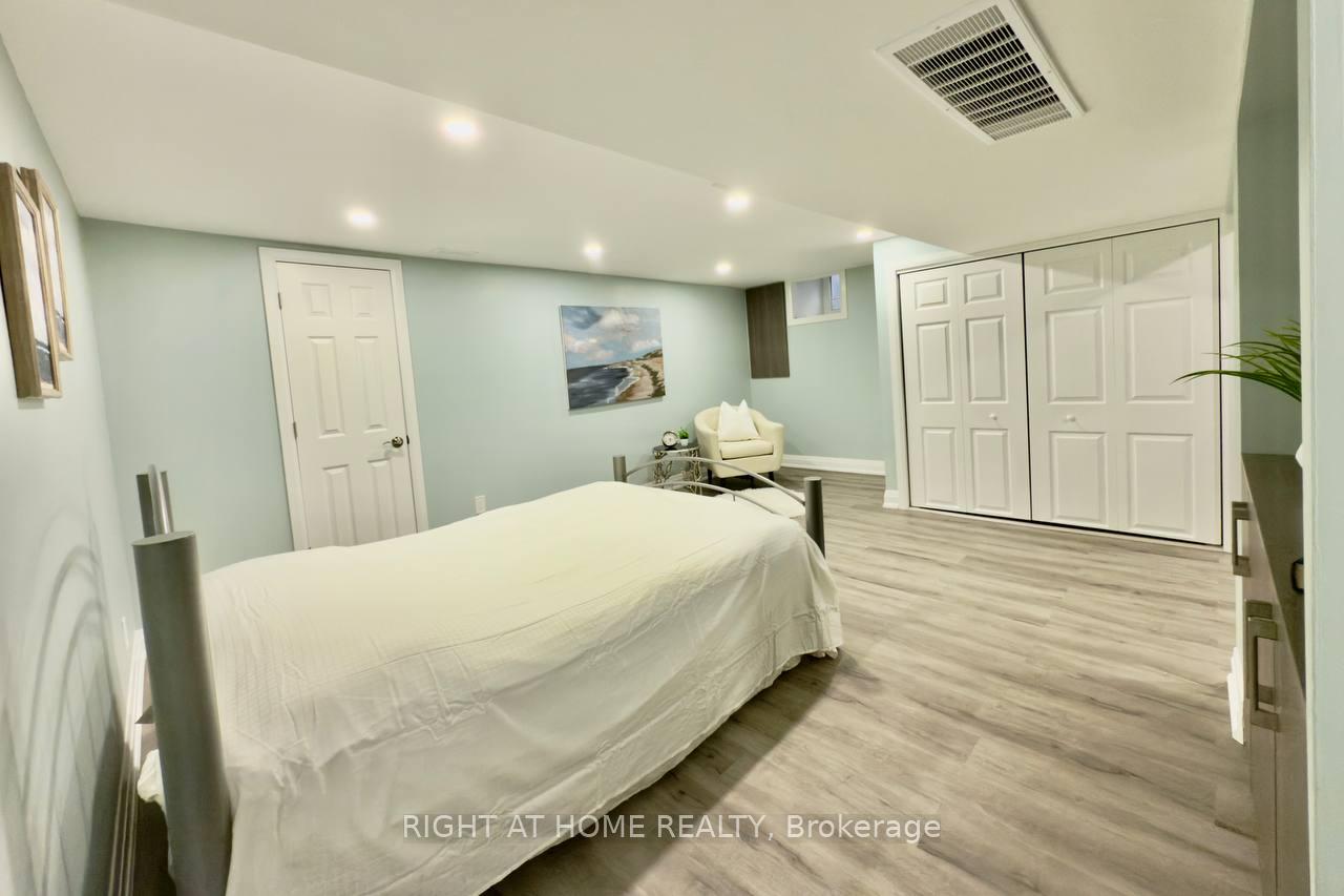 Photo 79 of 23 Brock Street N, Hamilton, Dundas — HOMEH