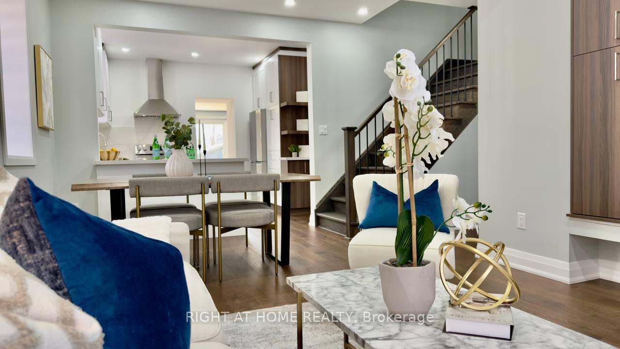 Photo 5 of 23 Brock Street N, Hamilton, Dundas — HOMEH
