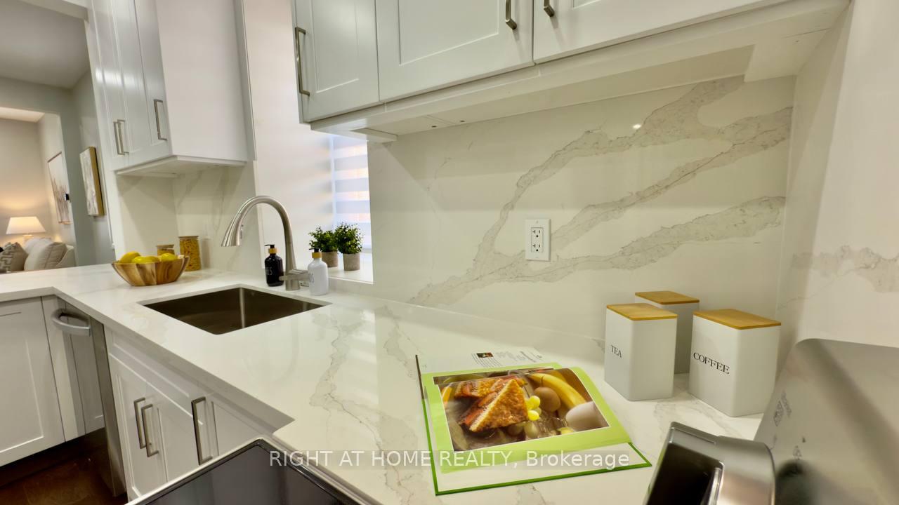 Photo 18 of 23 Brock Street N, Hamilton, Dundas — HOMEH