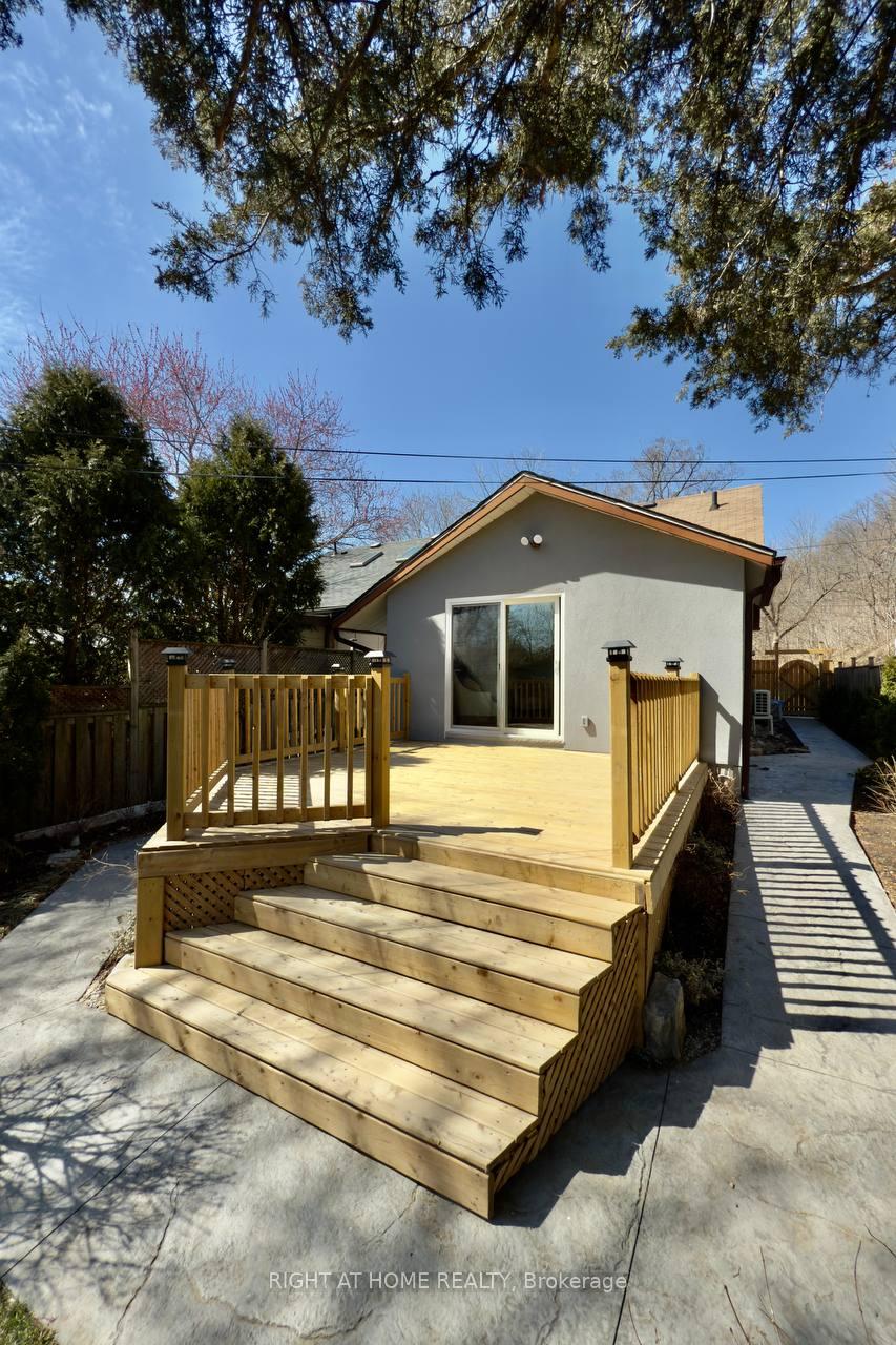 Photo 135 of 23 Brock Street N, Hamilton, Dundas — HOMEH
