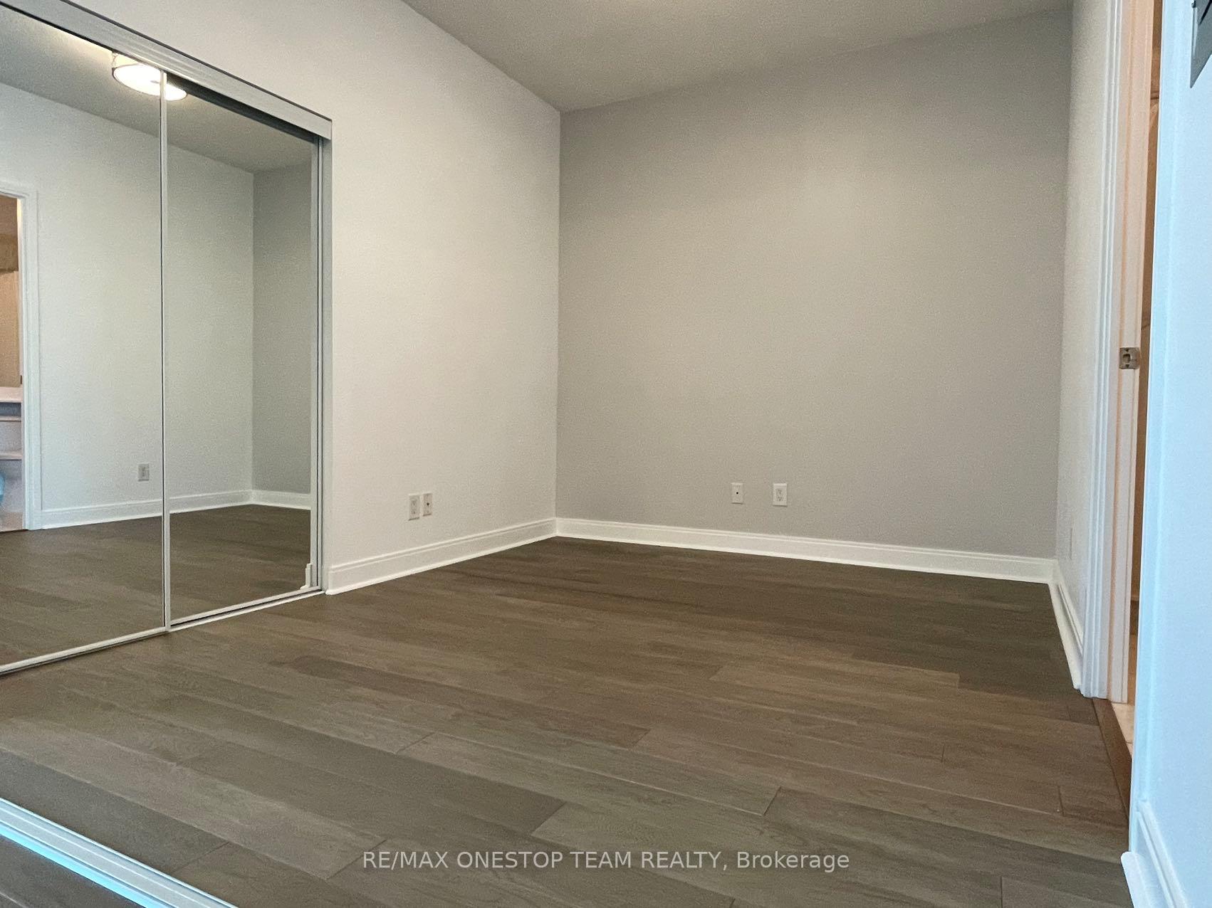 Photo 15 of Unit 3005, 1 Scott Street, Toronto, Waterfront Communities — HOMEH
