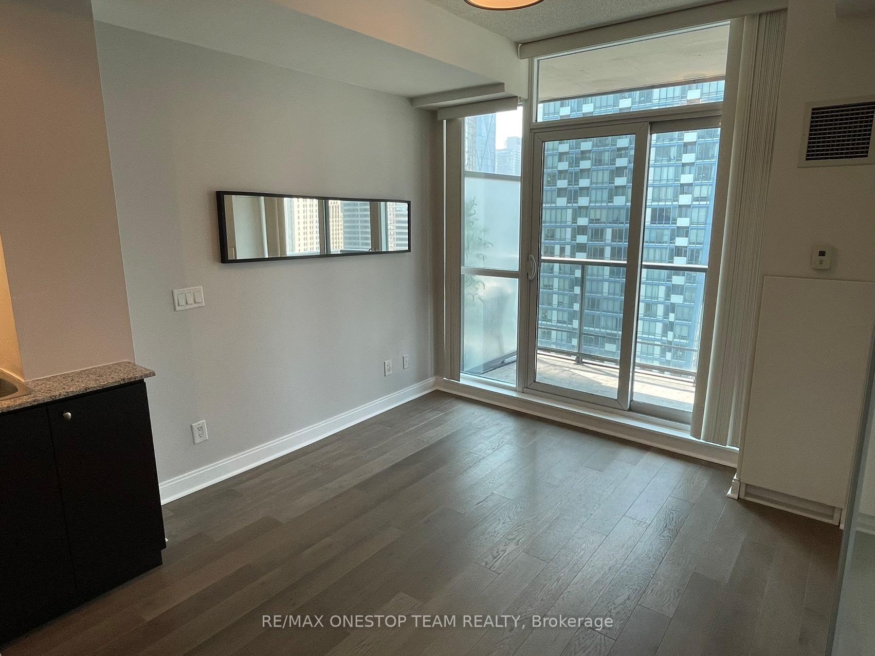 Photo 10 of Unit 3005, 1 Scott Street, Toronto, Waterfront Communities — HOMEH