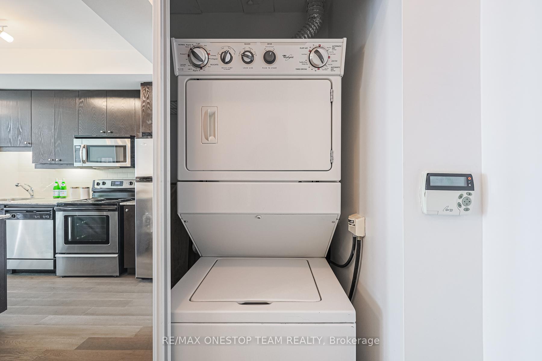 Photo 9 of Unit 3005, 1 Scott Street, Toronto, Waterfront Communities — HOMEH