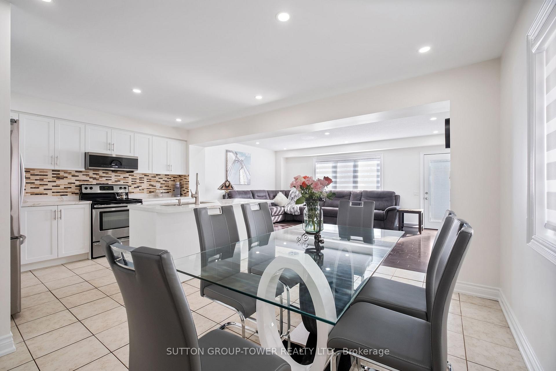 Photo 16 of 58 Lightcatcher Circle, Brampton, Bram East — HOMEH