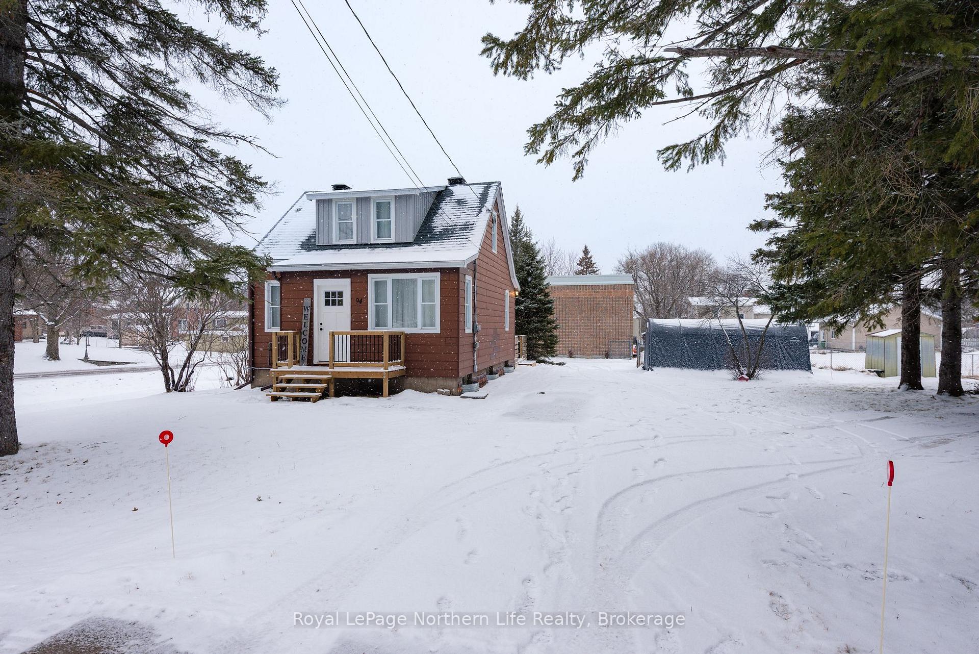 Photo 2 of 94 King Street, Powassan — HOMEH