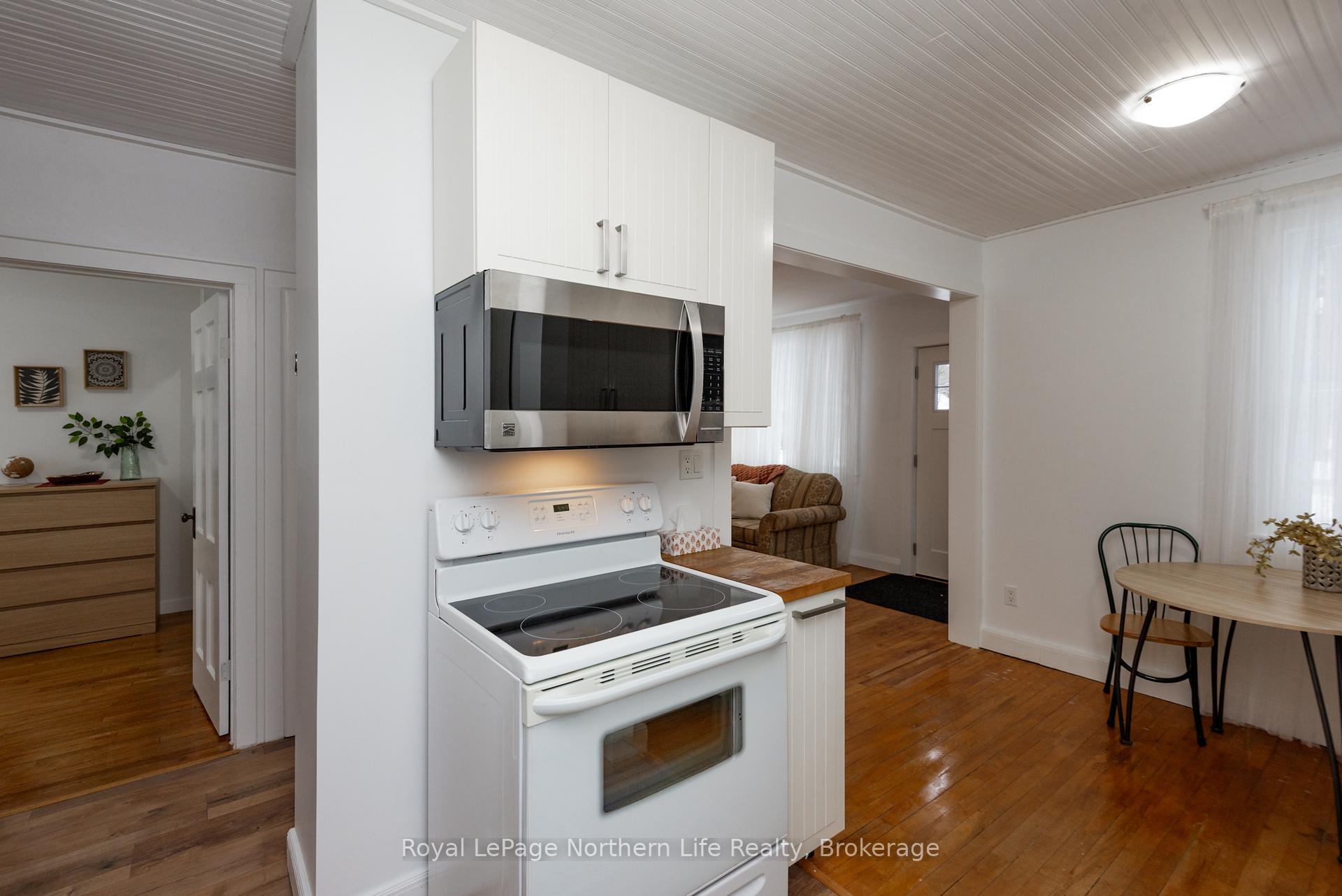 Photo 18 of 94 King Street, Powassan — HOMEH