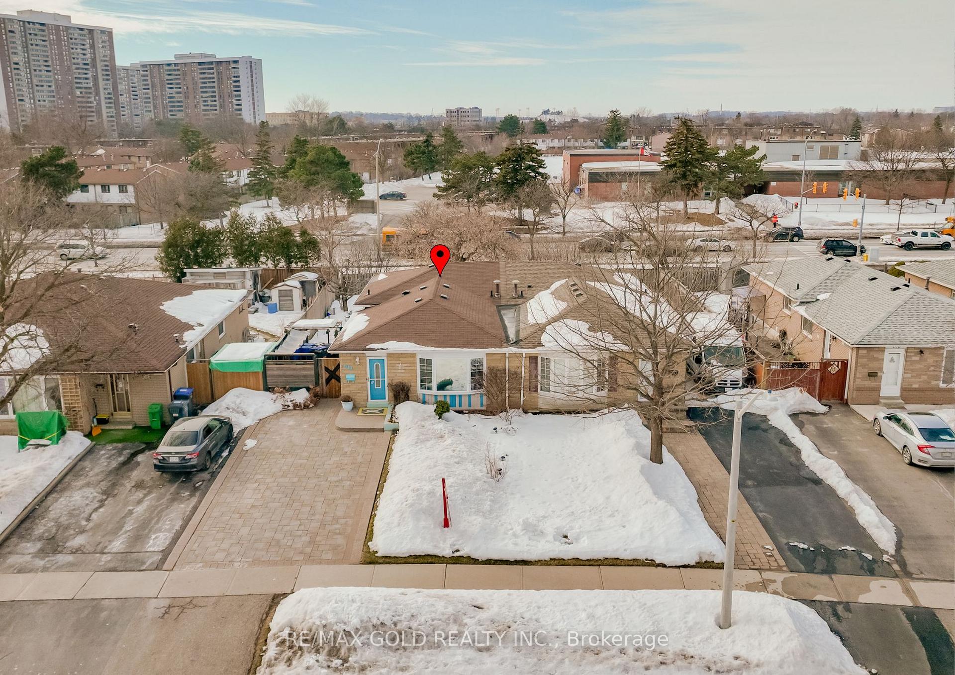 Photo 30 of 194 Earnscliffe Circle, Brampton, Southgate — HOMEH