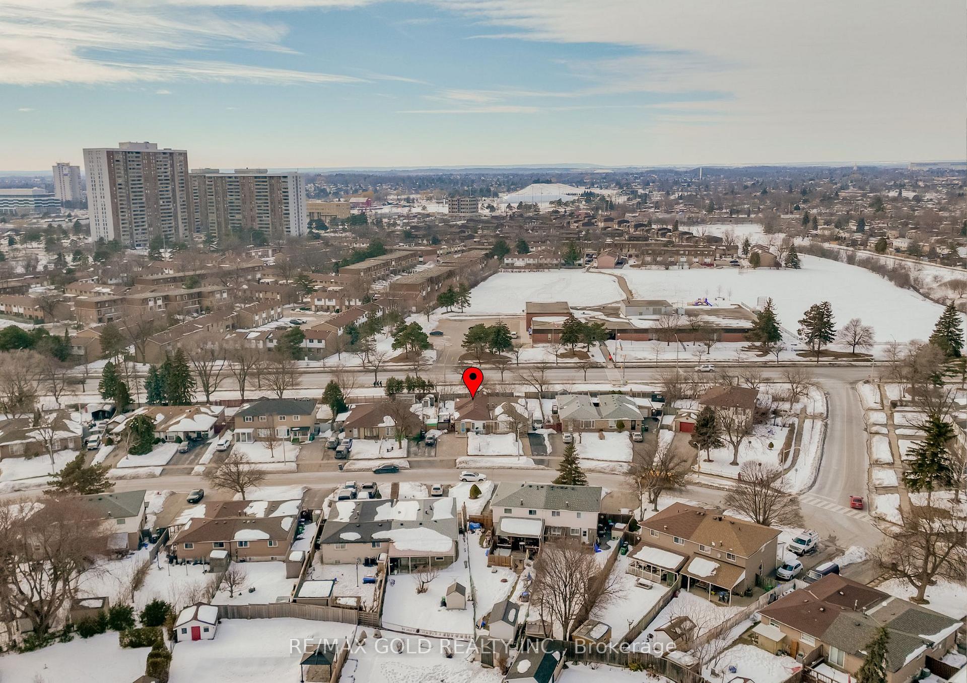 Photo 33 of 194 Earnscliffe Circle, Brampton, Southgate — HOMEH